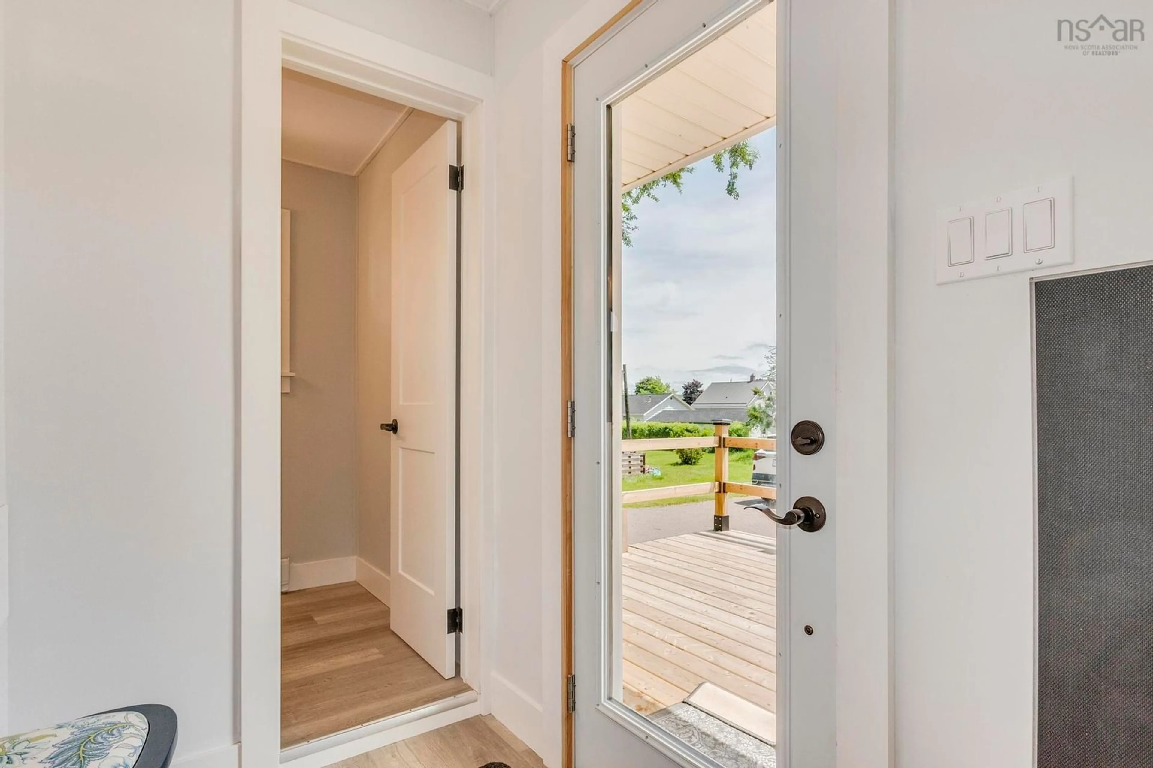 Indoor entryway for 144 Pictou Rd, Valley Nova Scotia B2N 2S8
