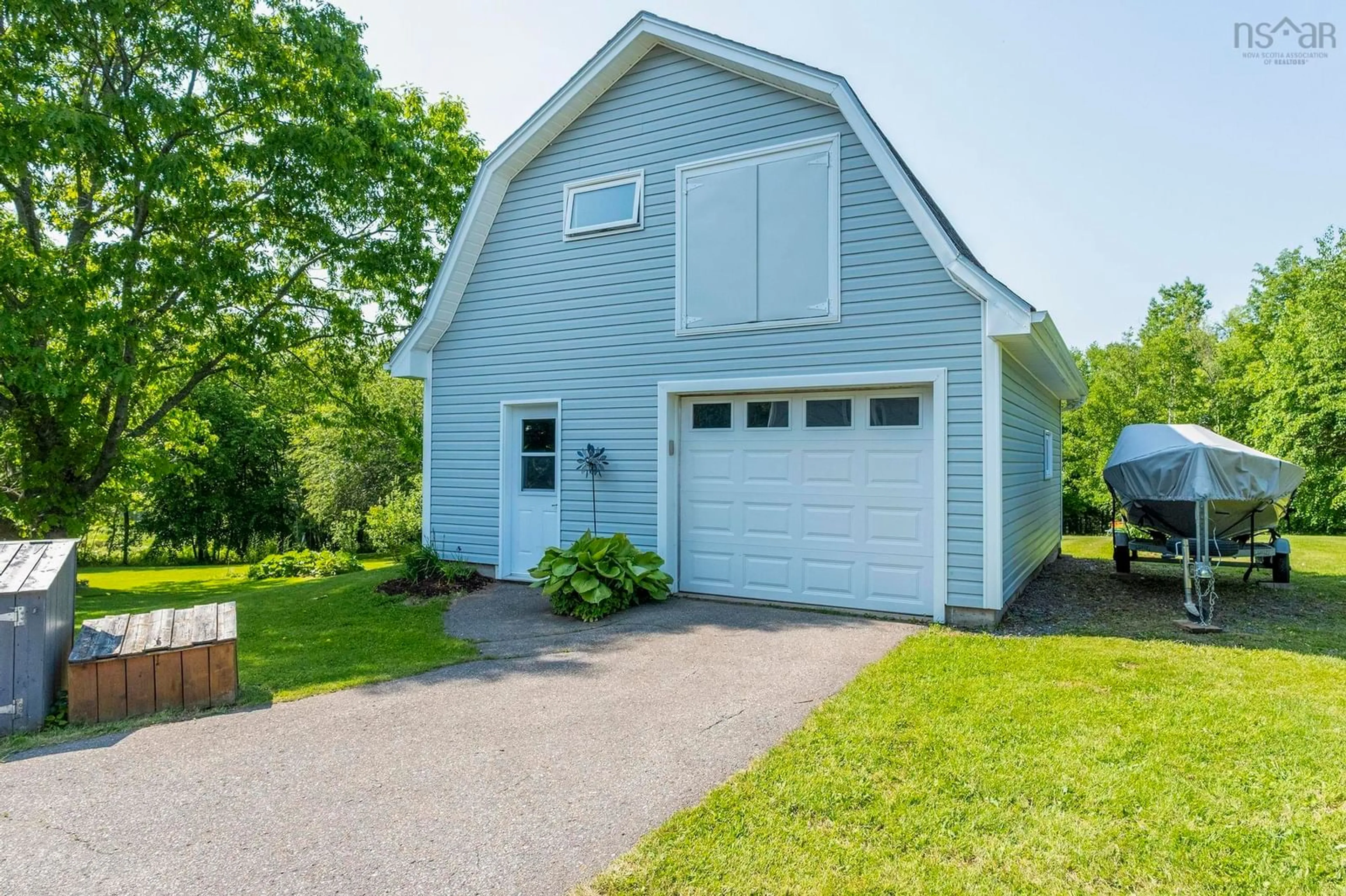 Home with vinyl exterior material, street for 9521 Commercial St, New Minas Nova Scotia B4N 3G3