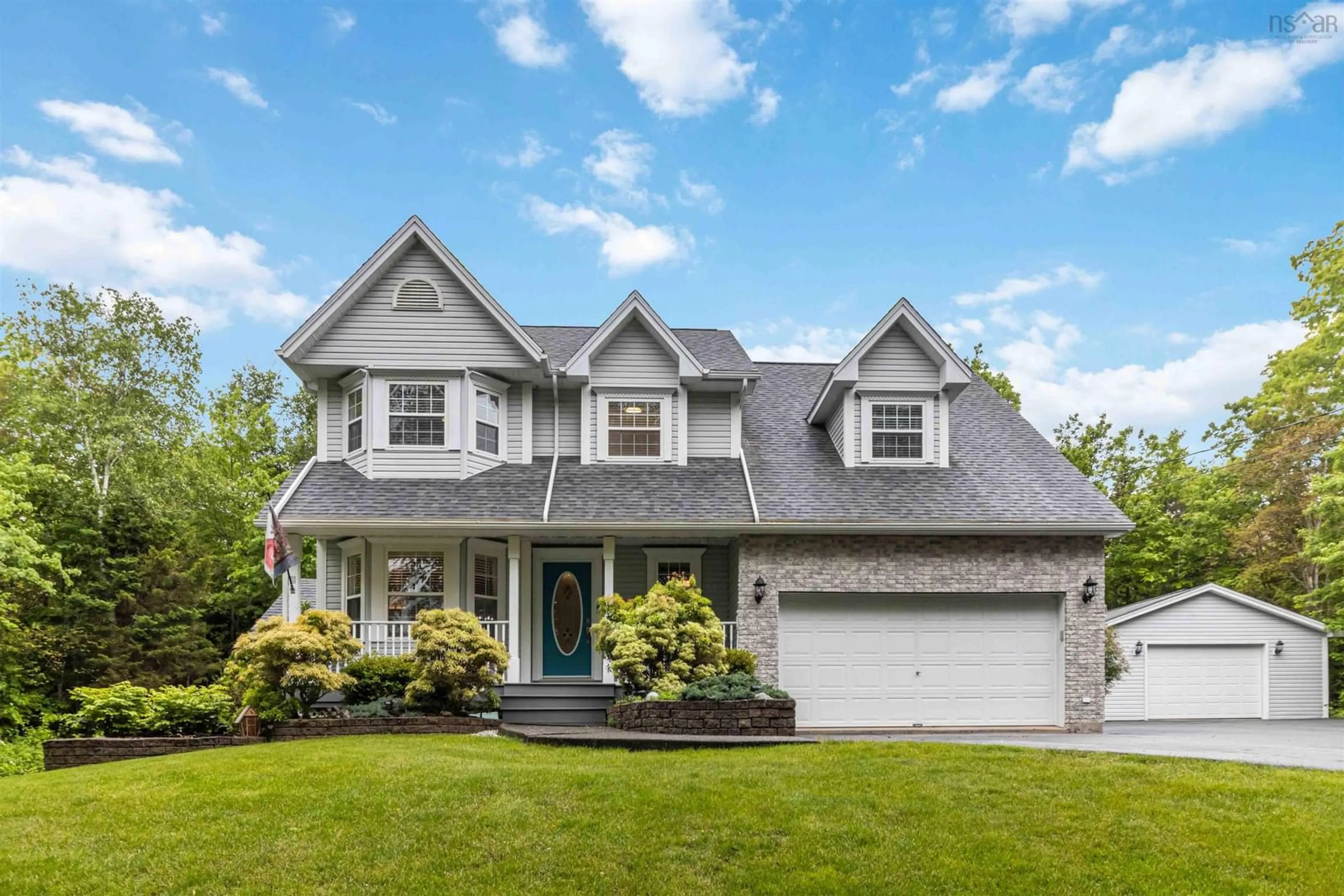 Home with vinyl exterior material, street for 35 Canterbury Lane, Fall River Nova Scotia B2T 1A4