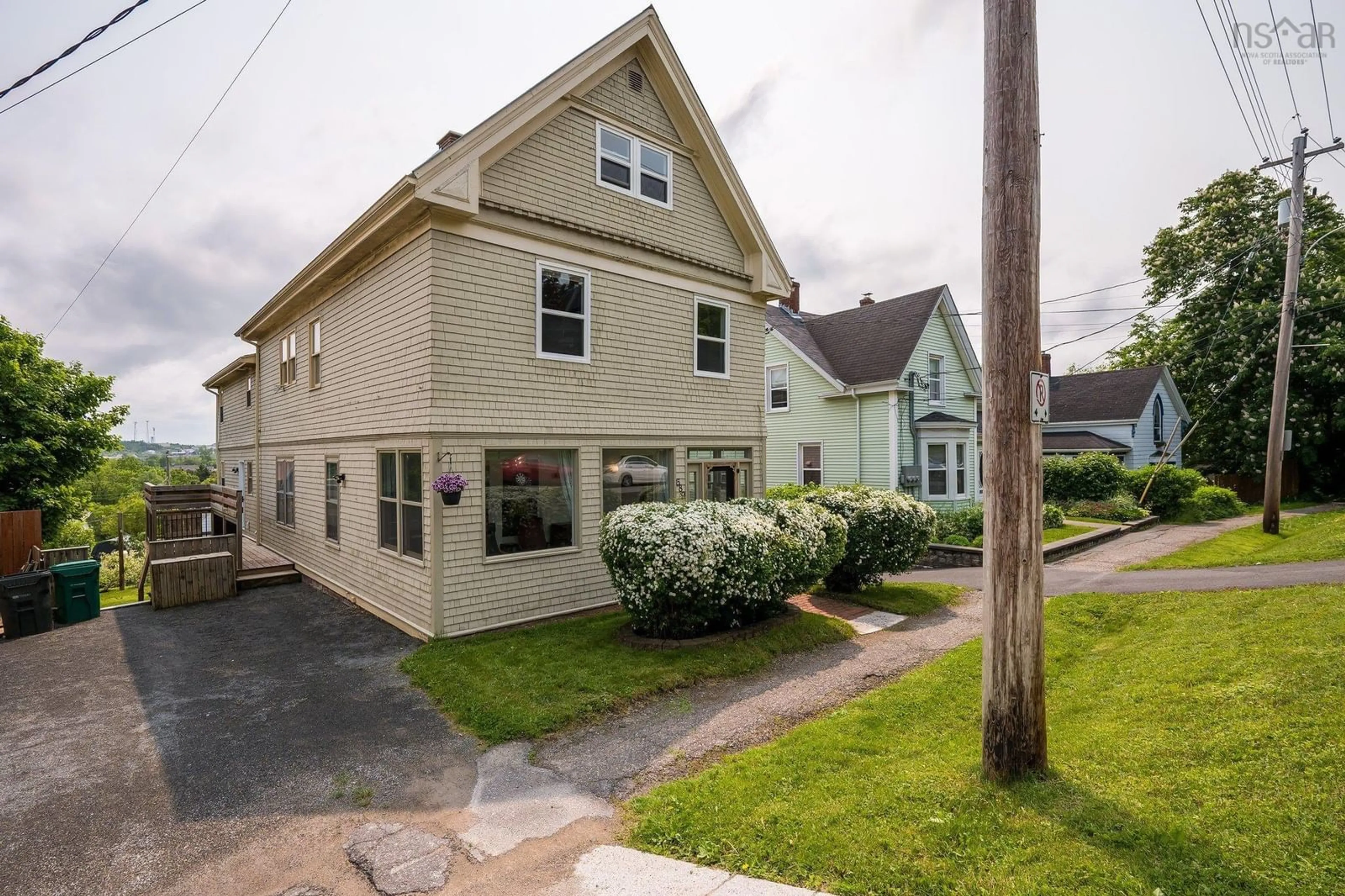 Unknown for 689 King St, Windsor Nova Scotia B0N 2T0