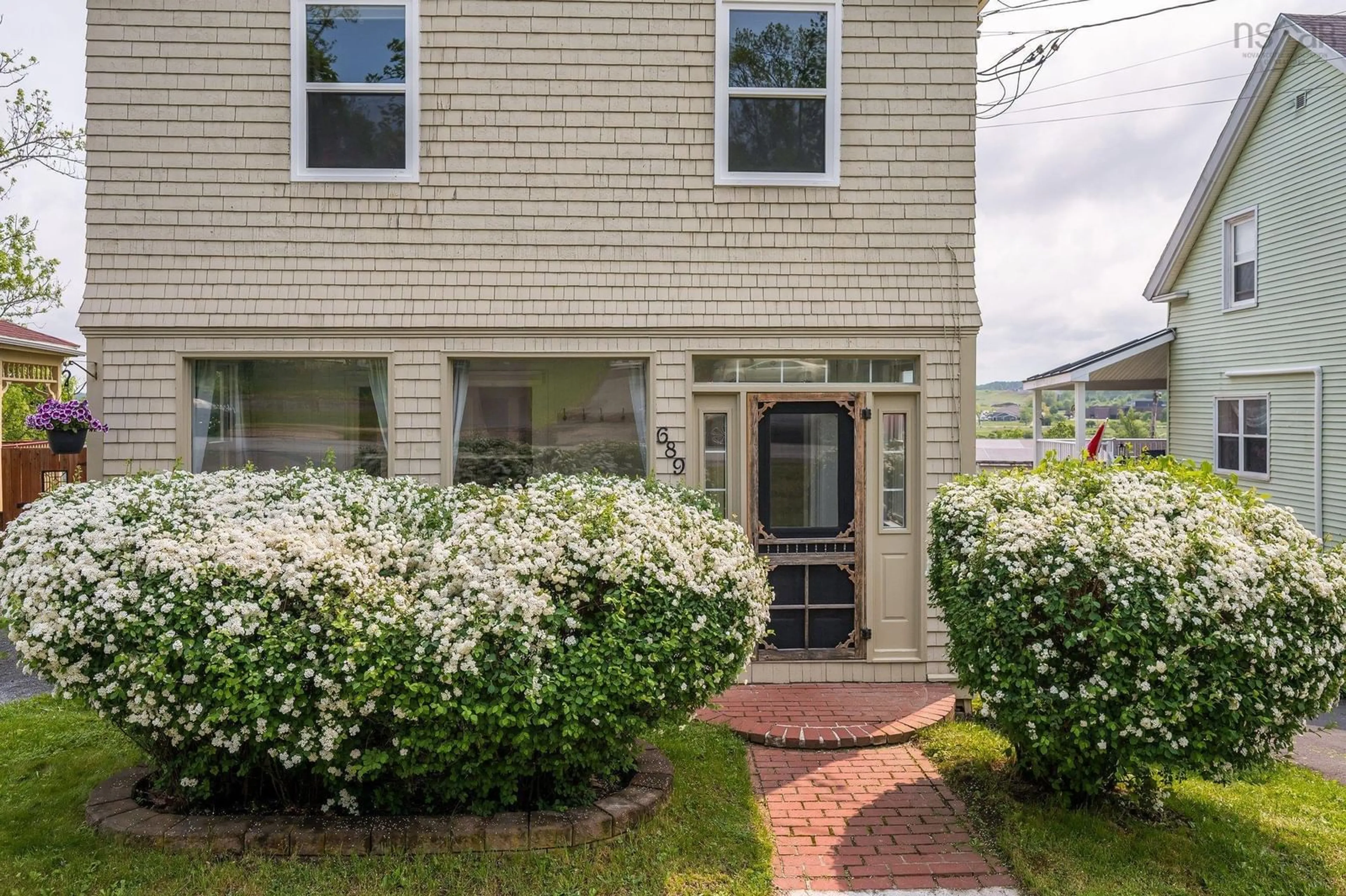 Unknown for 689 King St, Windsor Nova Scotia B0N 2T0