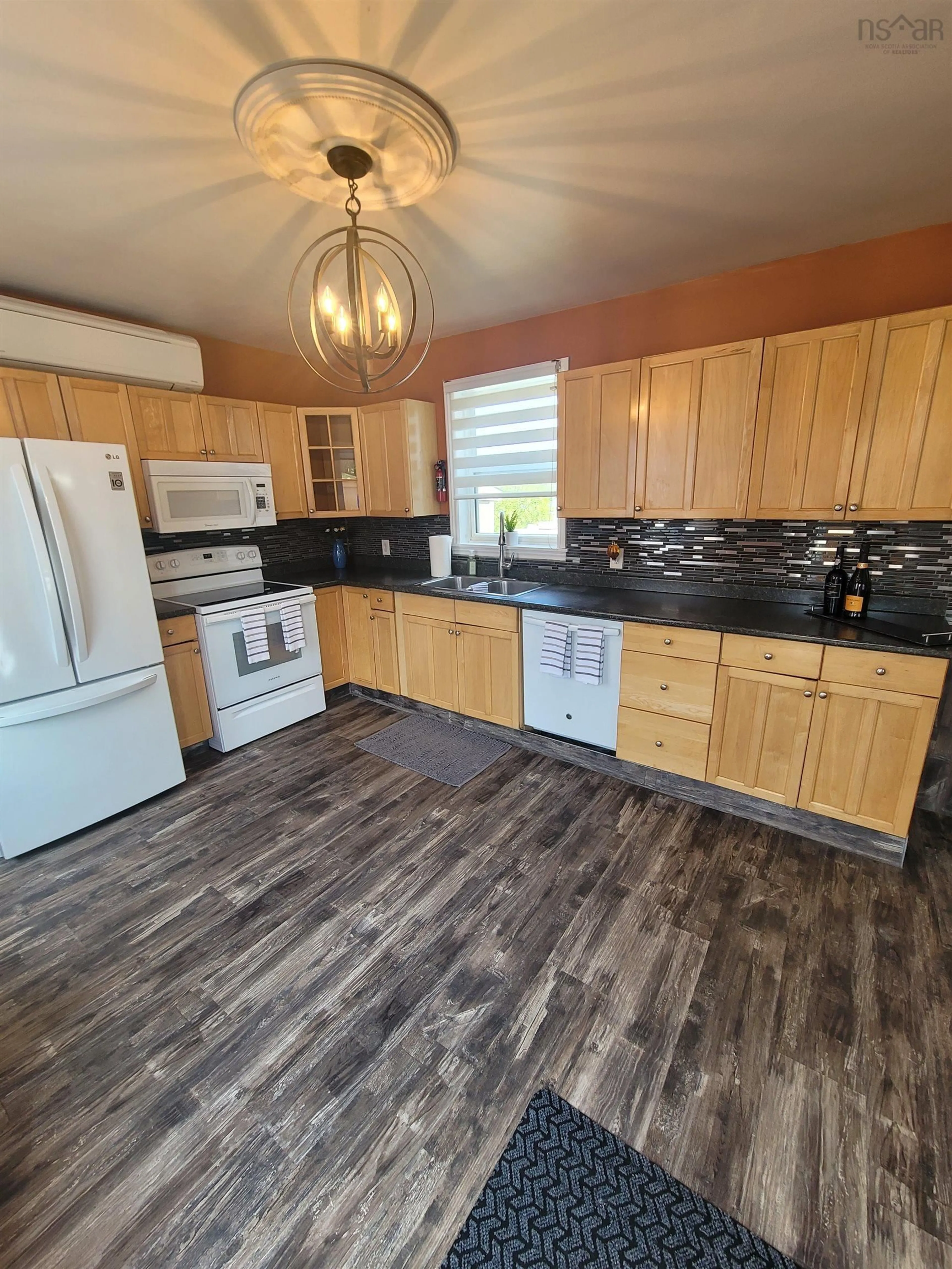 Unknown for 109 Alexander St, Glace Bay Nova Scotia B1A 4A6