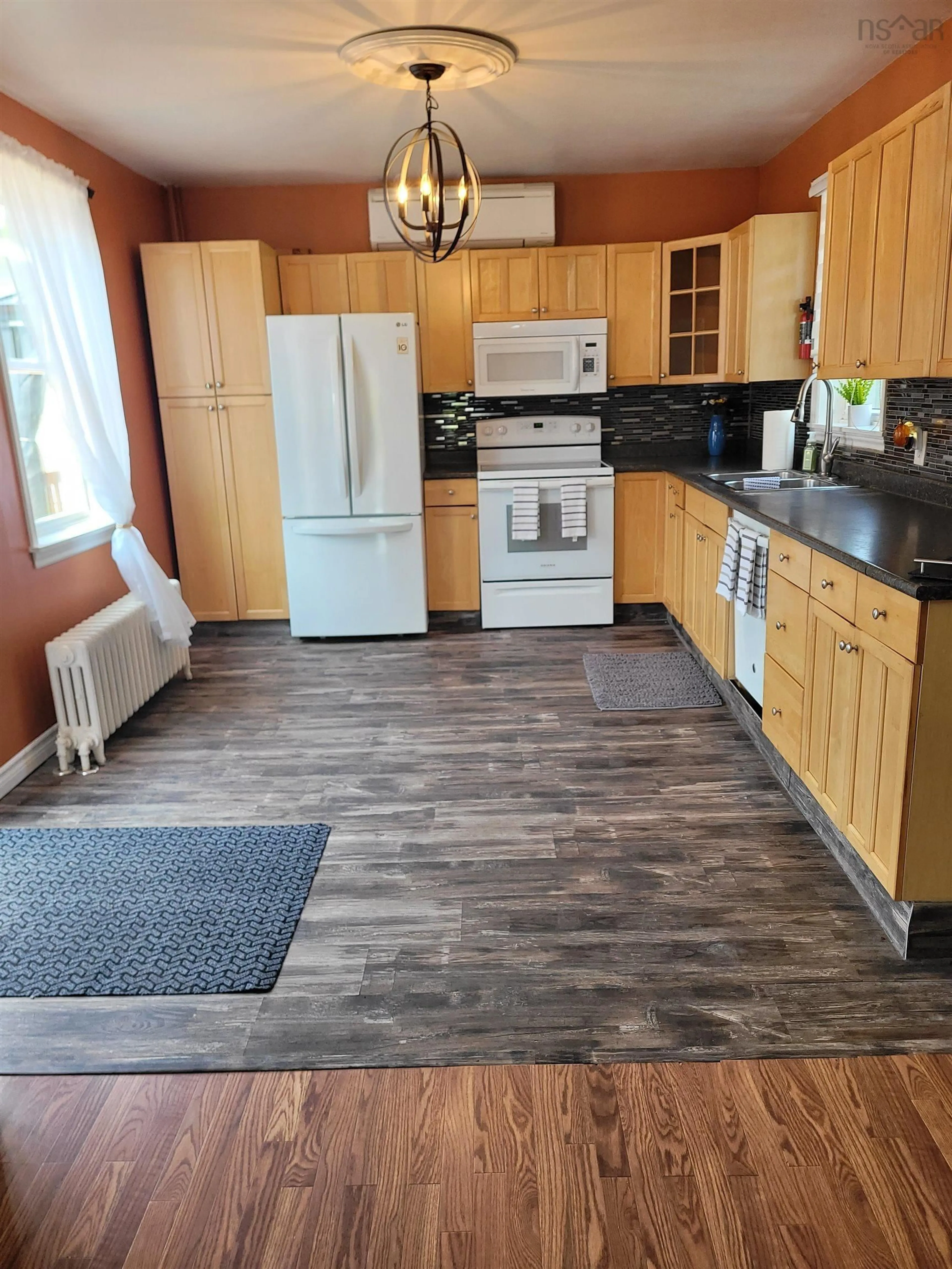 Standard kitchen, unknown for 109 Alexander St, Glace Bay Nova Scotia B1A 4A6