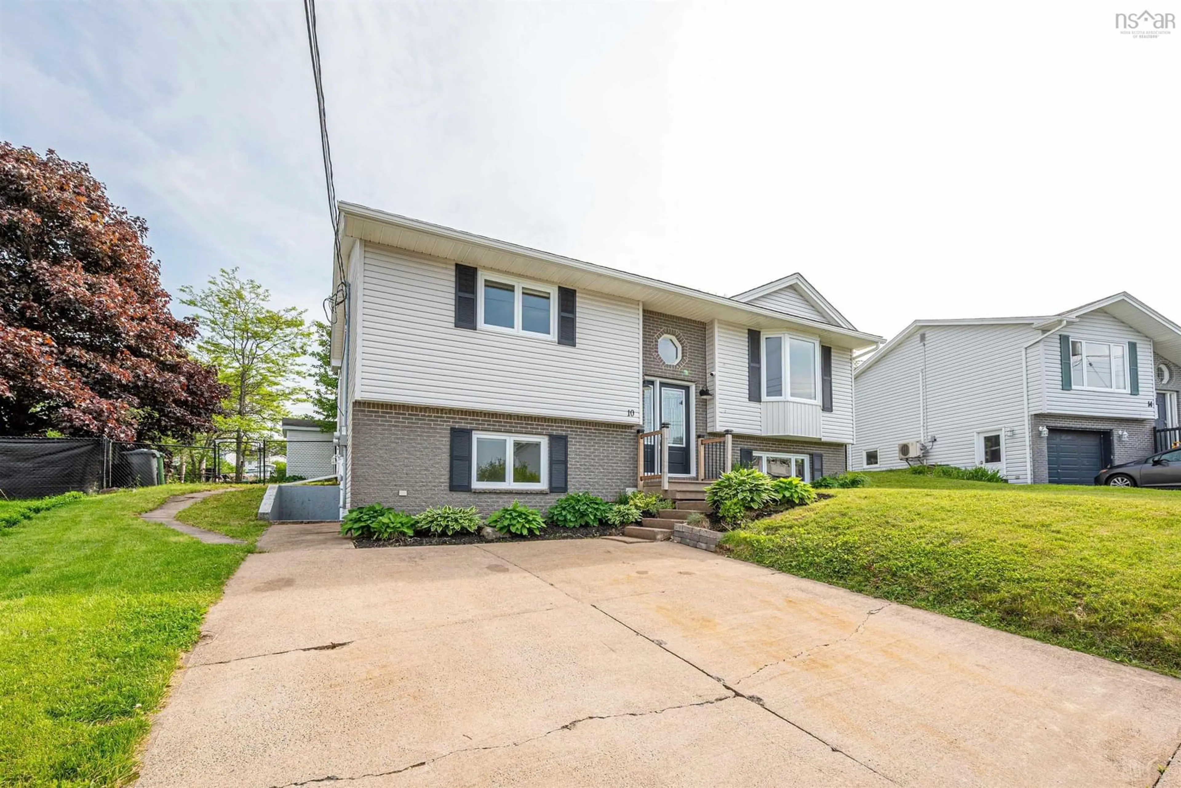 Home with vinyl exterior material, street for 10 Barque Crt, Middle Sackville Nova Scotia B4E 2T6