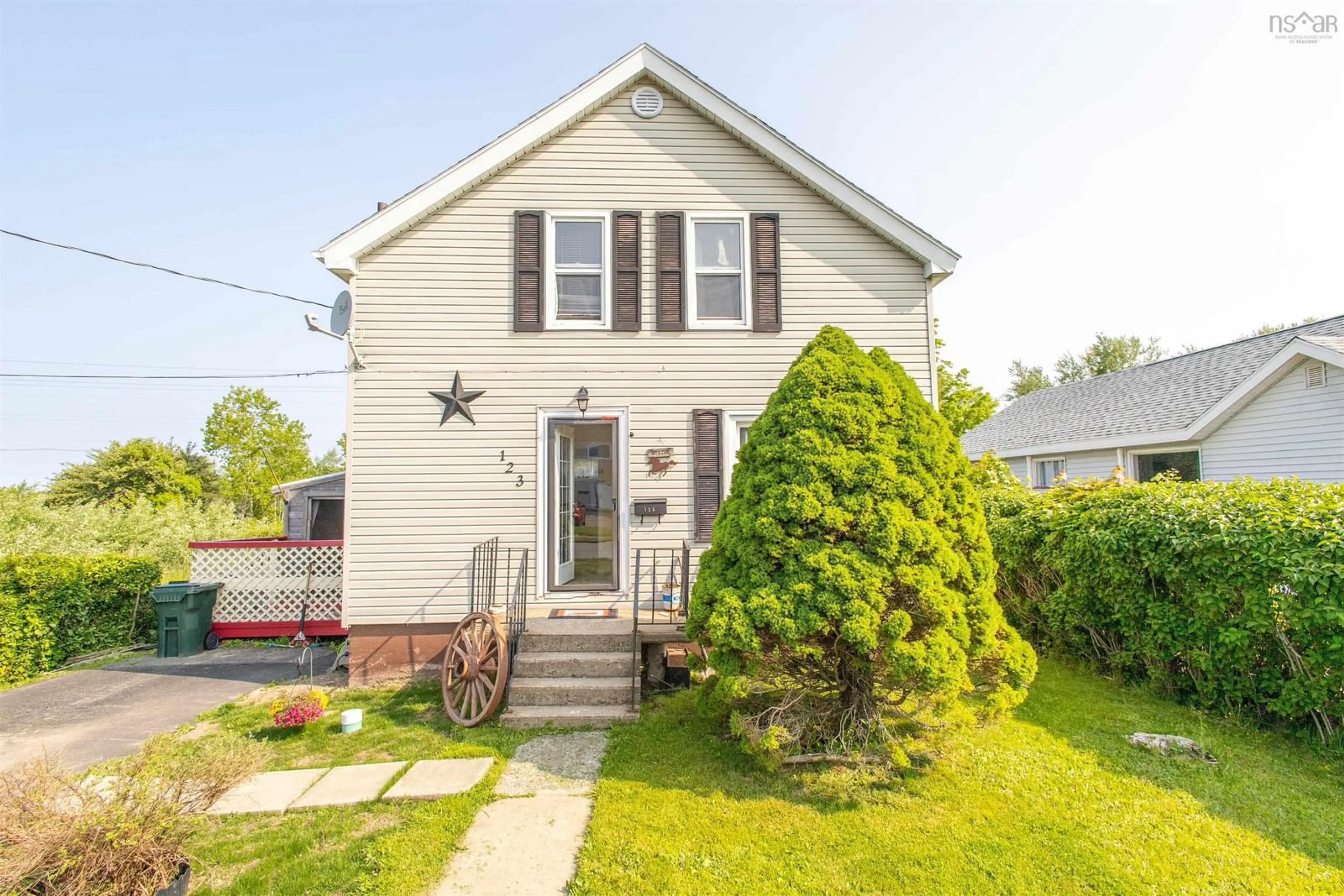 Home with vinyl exterior material, street for 123 Vulcan Ave, Sydney Nova Scotia B1P 5W3