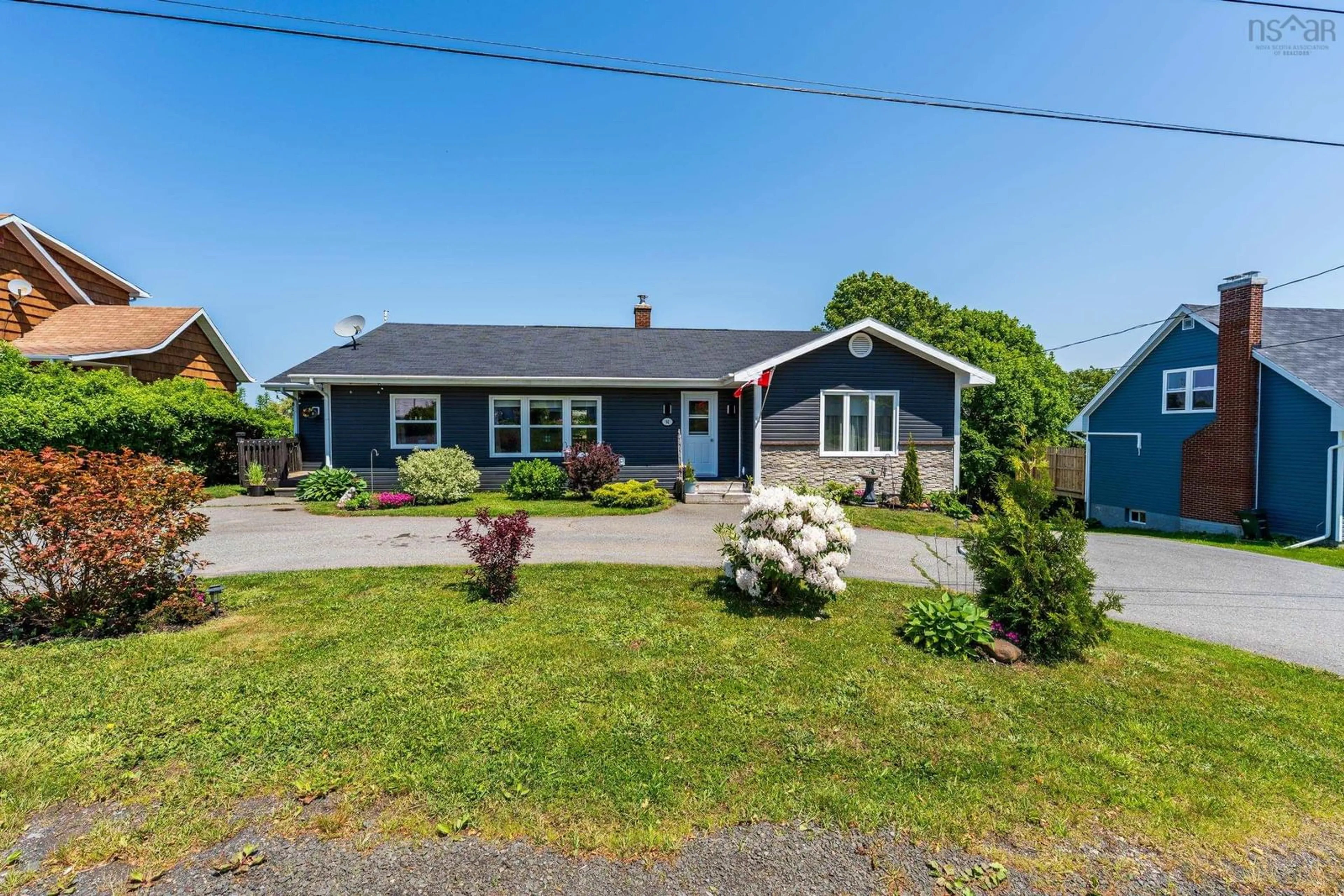 A pic from outside/outdoor area/front of a property/back of a property/a pic from drone, street for 94 King Street, Digby Nova Scotia B0V 1A0
