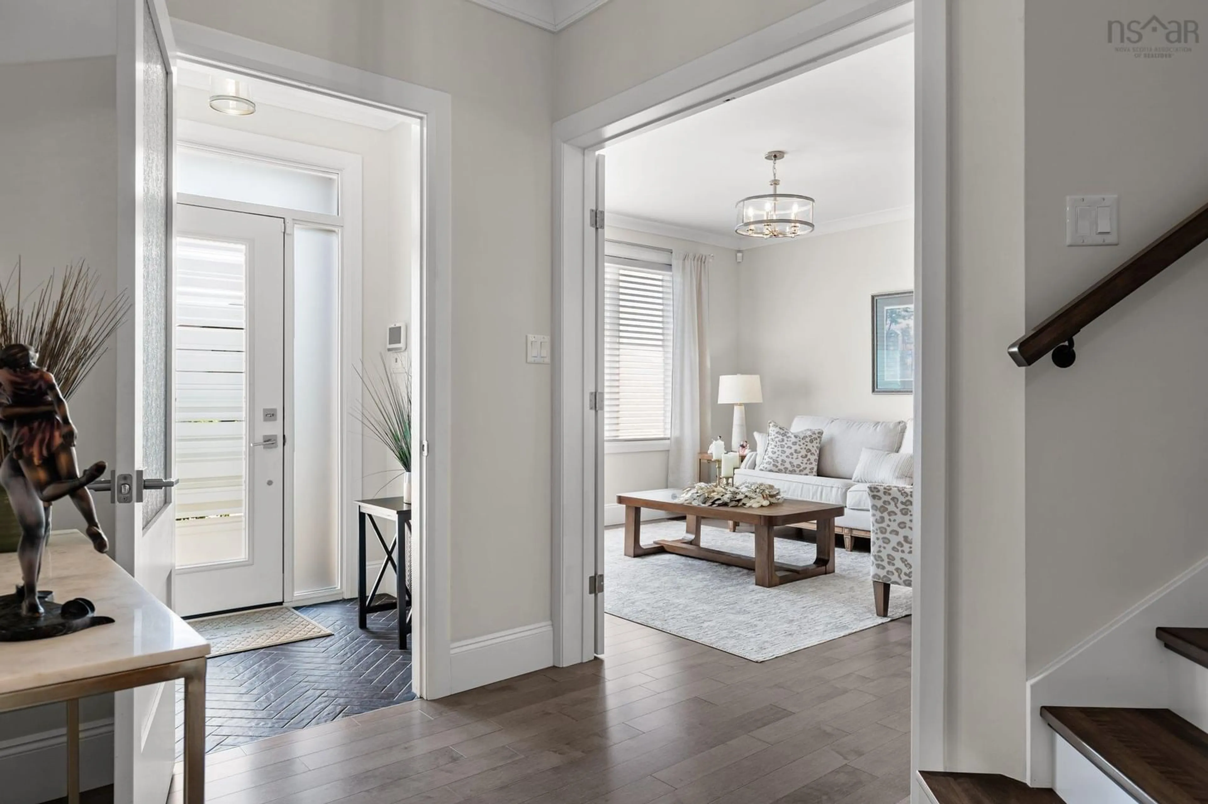 Indoor entryway for 43 Crownridge Dr, Bedford Nova Scotia B4B 0X4