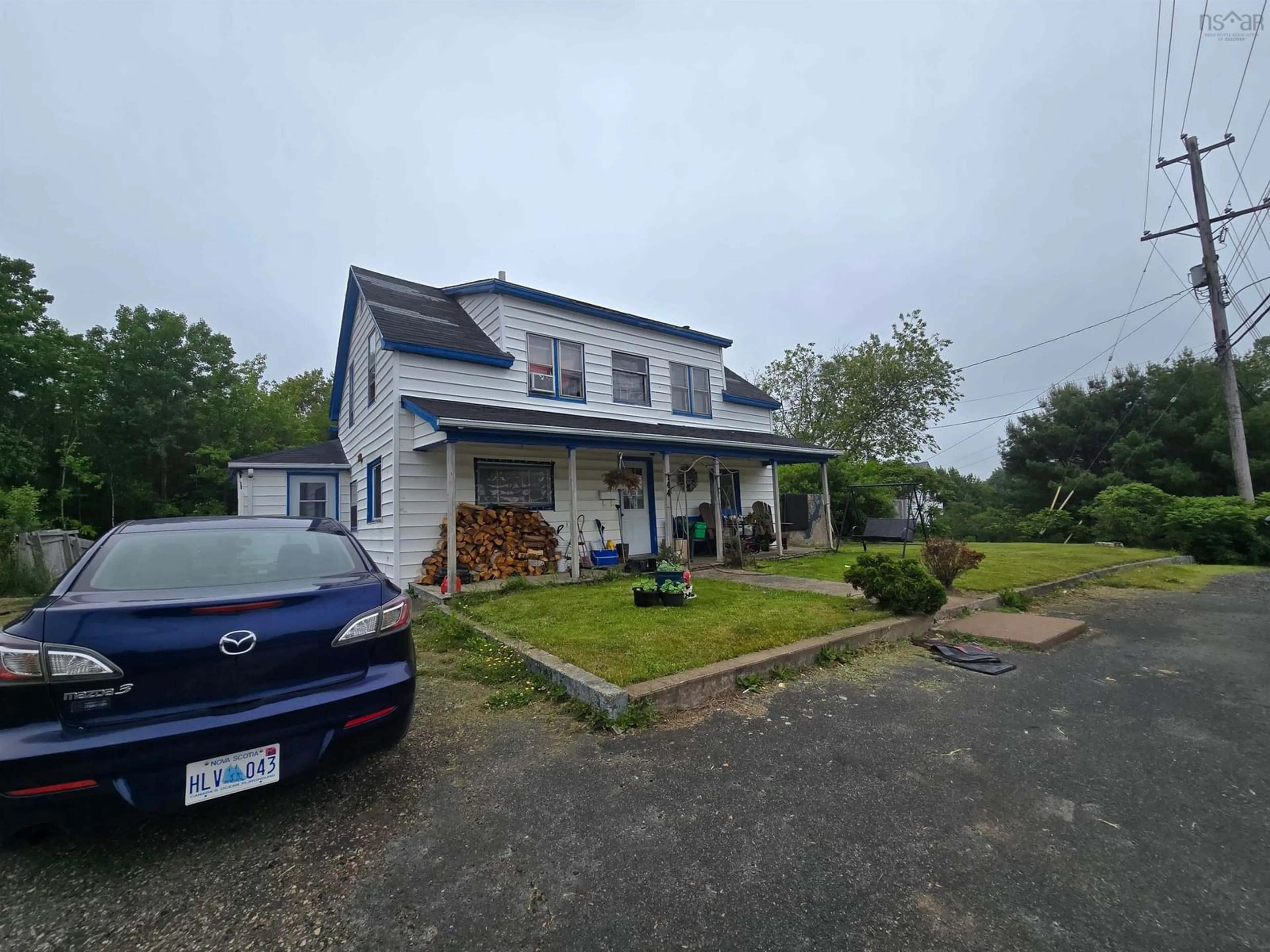 A pic from outside/outdoor area/front of a property/back of a property/a pic from drone, street for 144 Starr St, Bridgewater Nova Scotia B4V 2P7