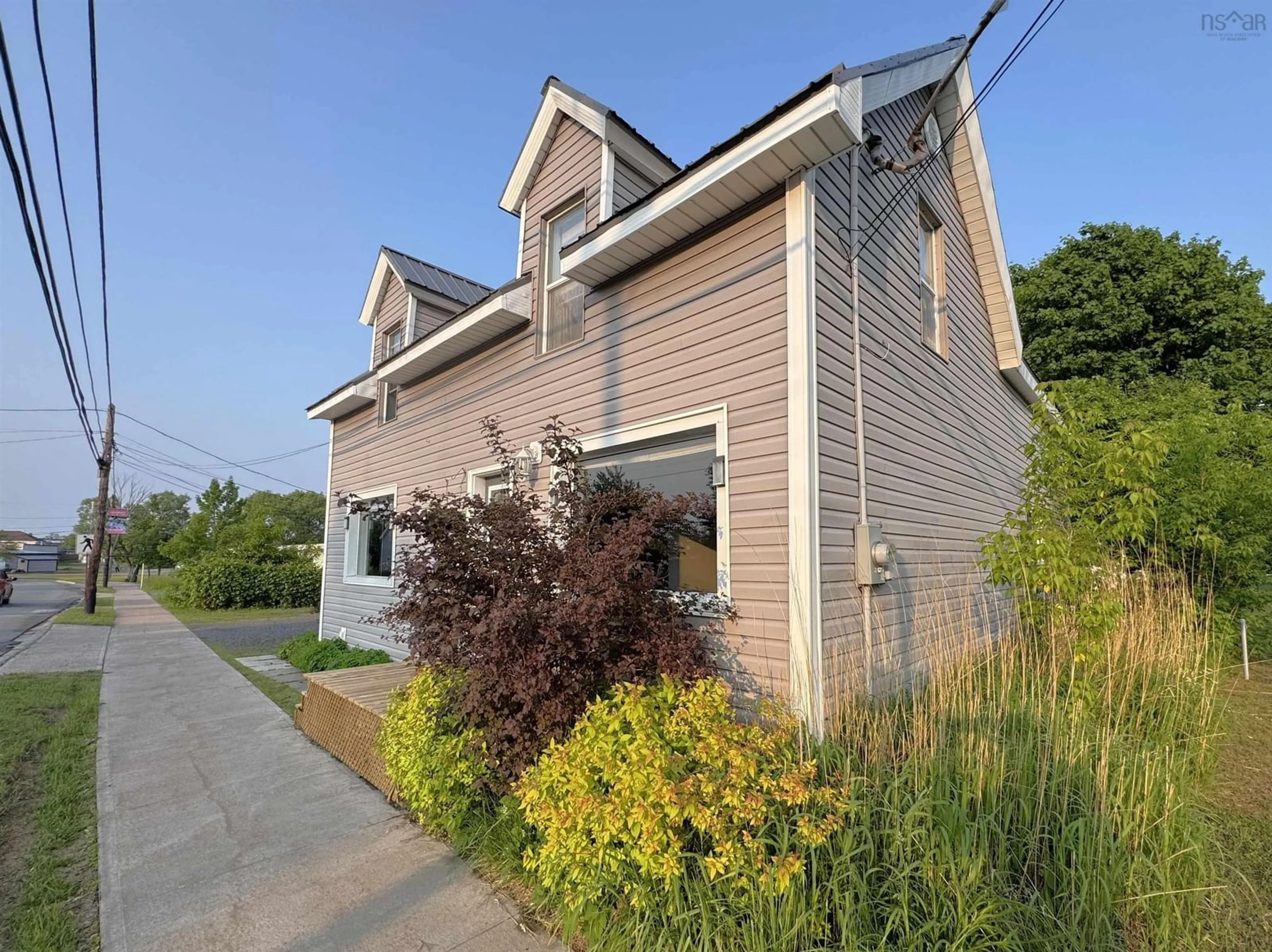 Unknown for 1959 South Main St, Westville Nova Scotia B0K 2A0