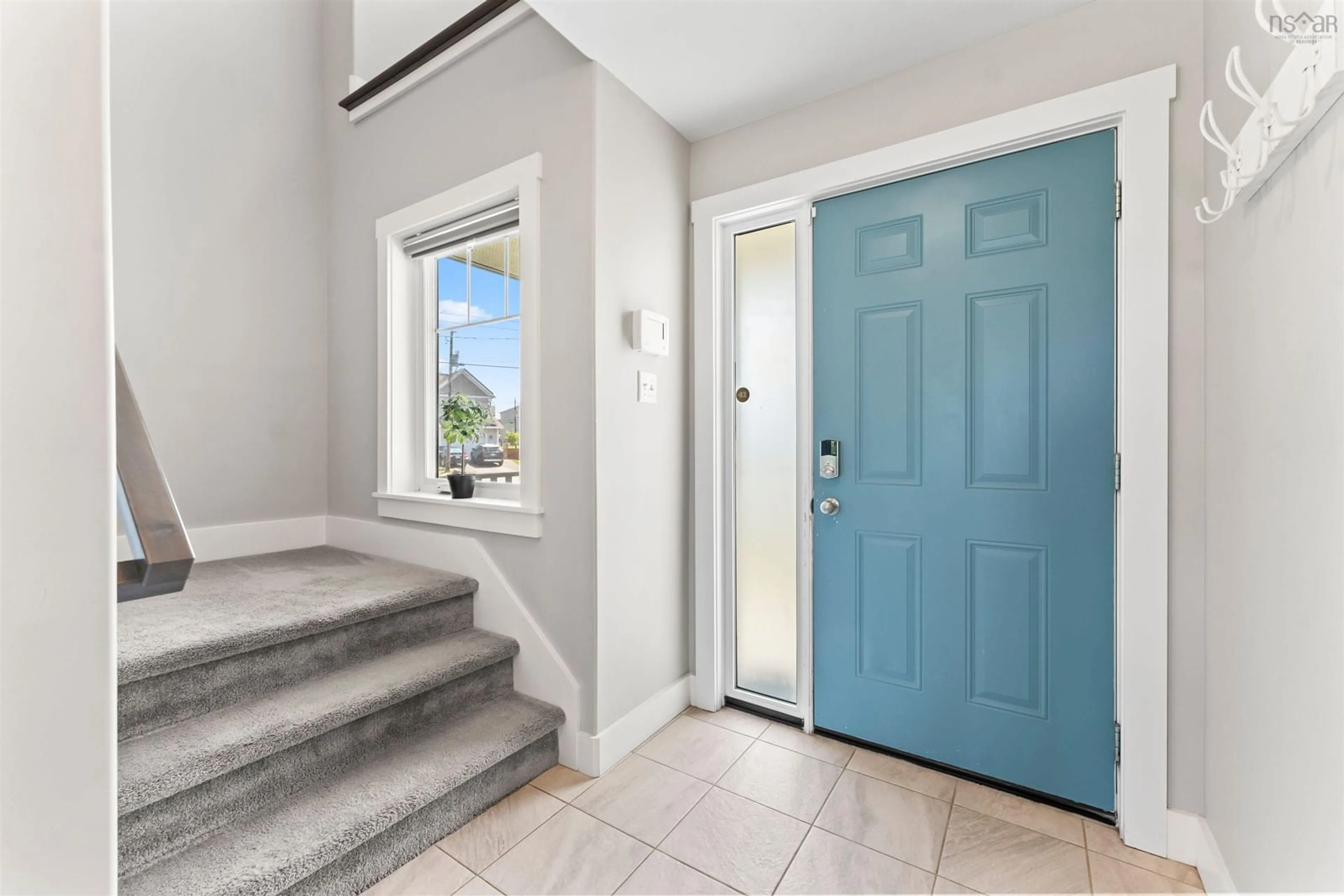Indoor entryway for 24 Brick Lane, Halifax Nova Scotia B3P 0G4