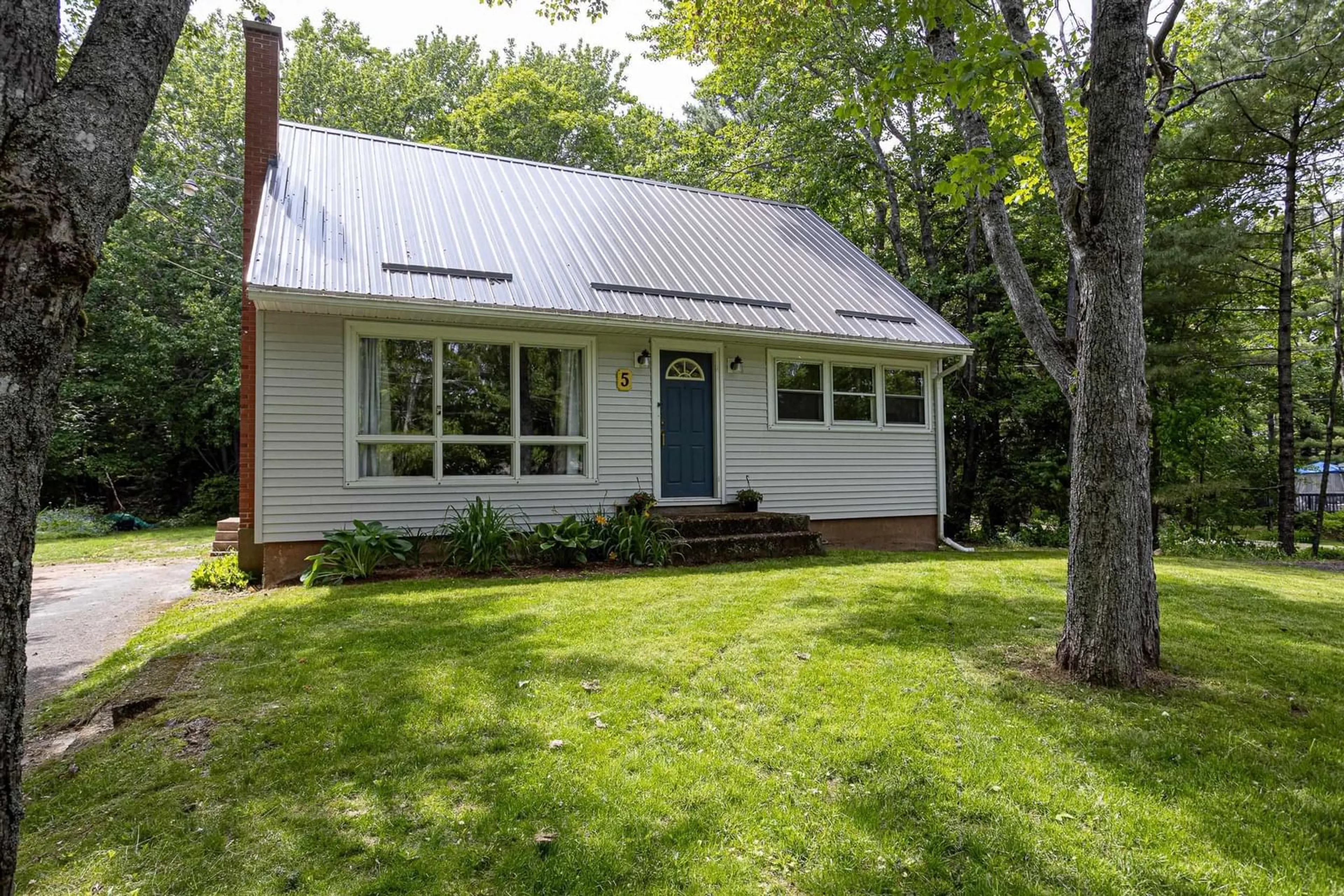 Home with vinyl exterior material, street for 5 Oakleaf Cres, Grand Lake Nova Scotia B2T 1B3