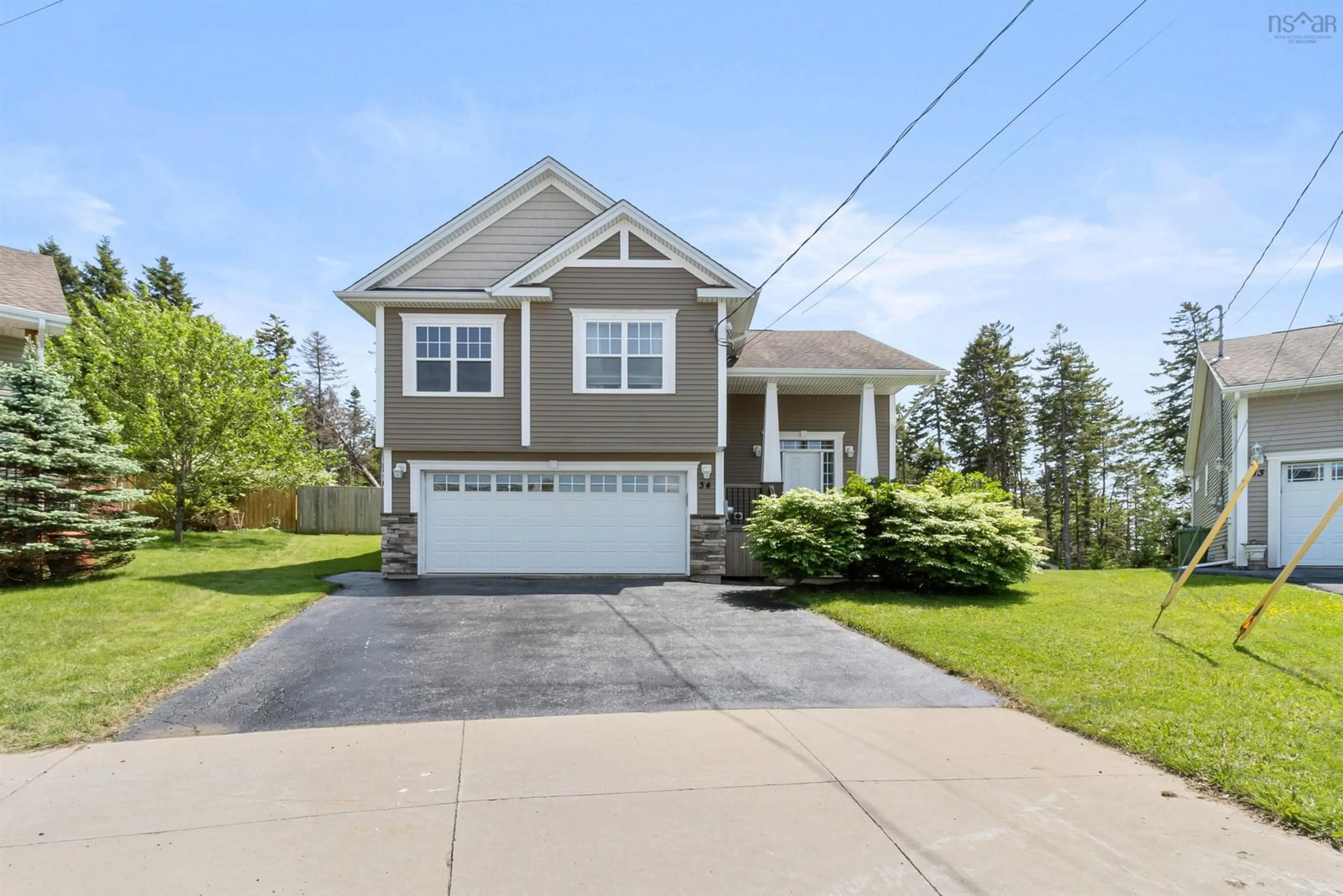 Home with vinyl exterior material, street for 34 Barnsley Crt, Middle Sackville Nova Scotia B4E 0H3