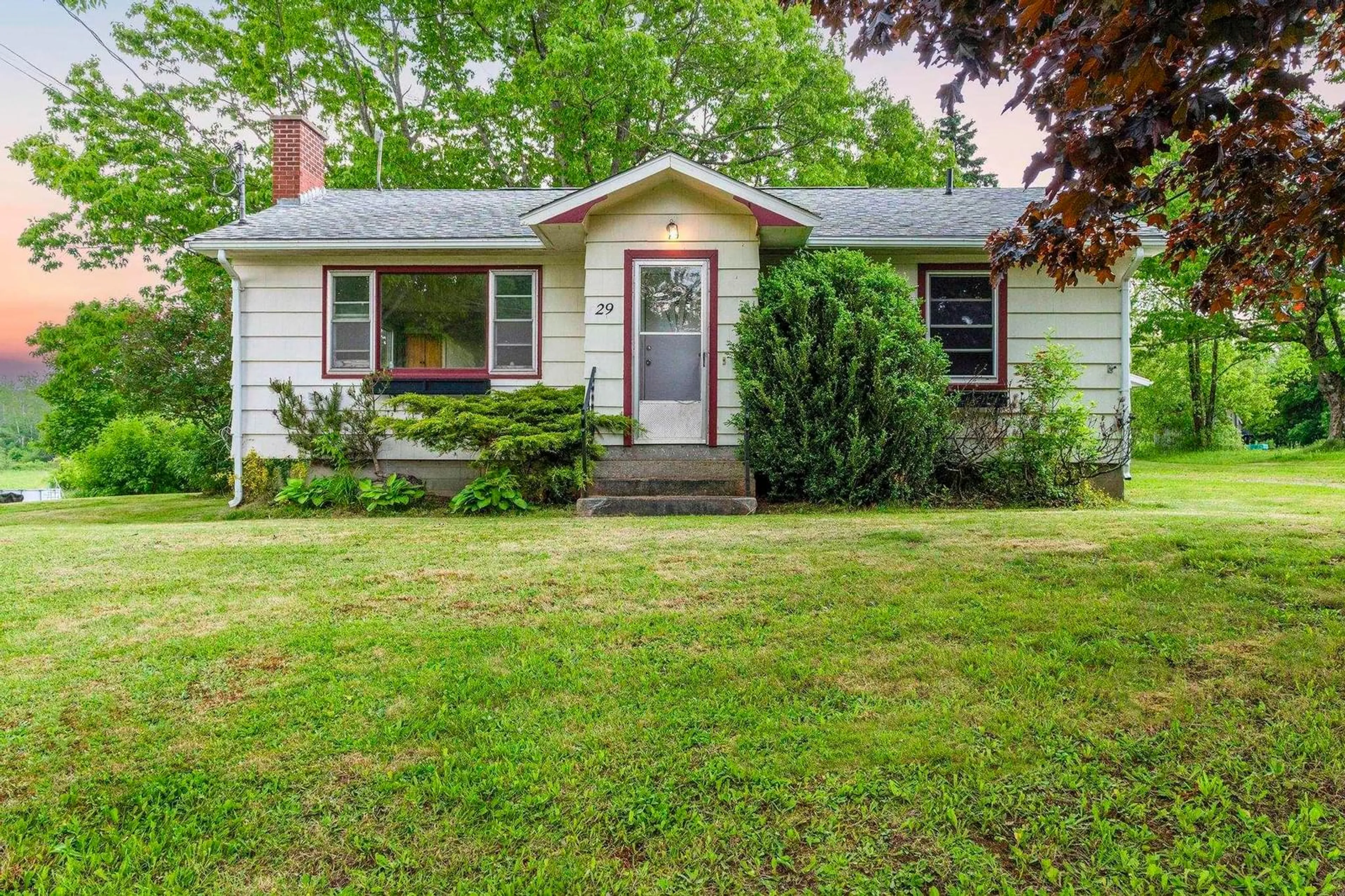 Home with vinyl exterior material, street for 29 Asquith Ave, Stewiacke Nova Scotia B0N 2J0