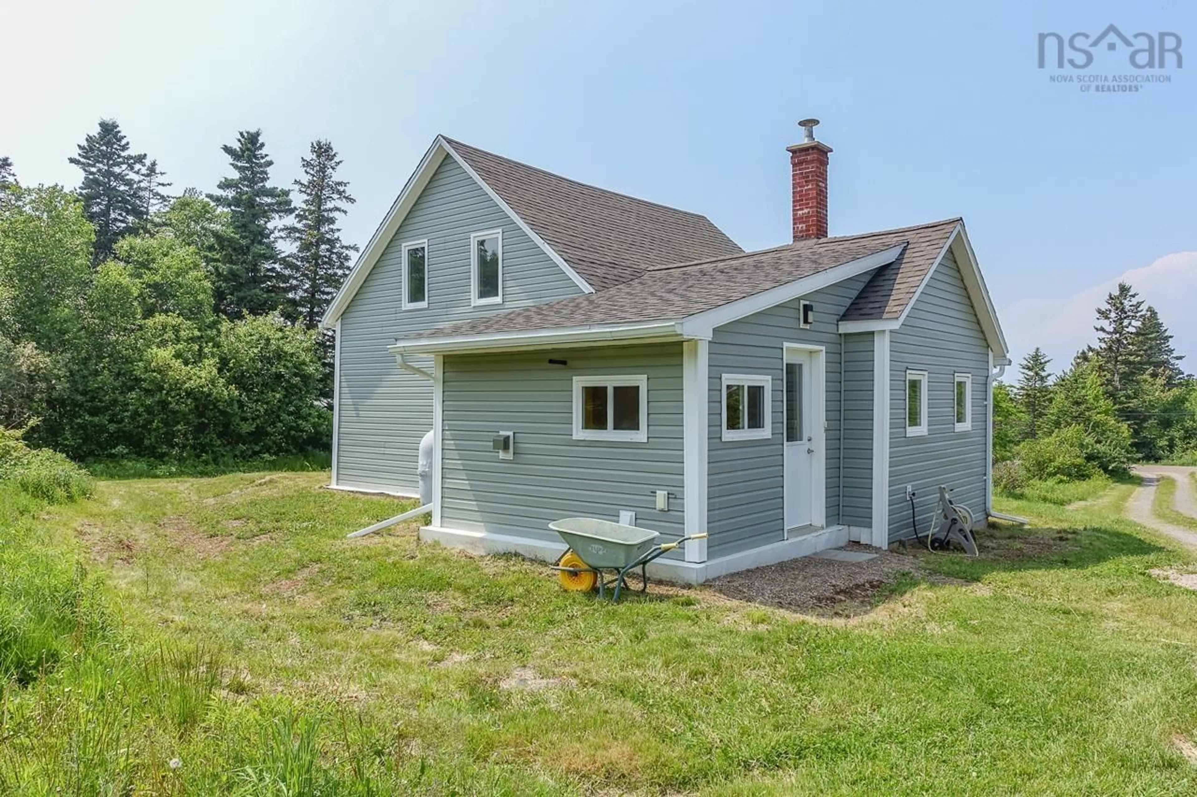 Home with vinyl exterior material, unknown for 36 Russia Rd, Harbourville Nova Scotia B0P 1E0