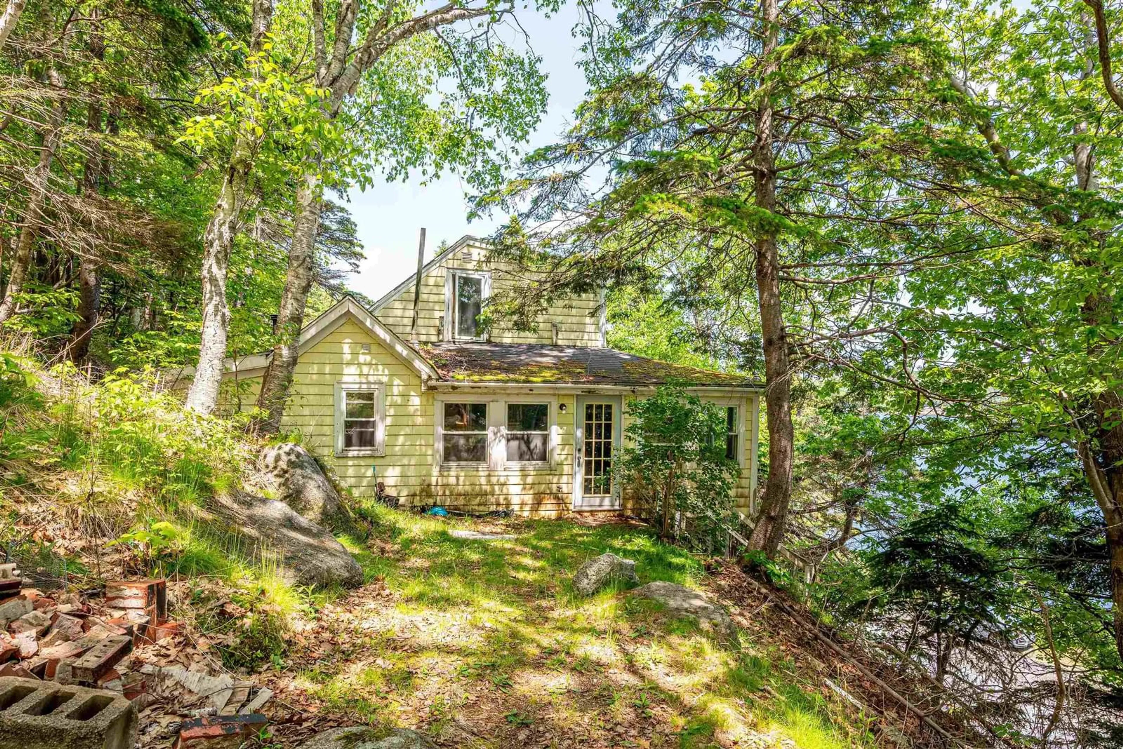 Unknown for 6629 St Margarets Bay Rd, Road Nova Scotia B3Z 2A2