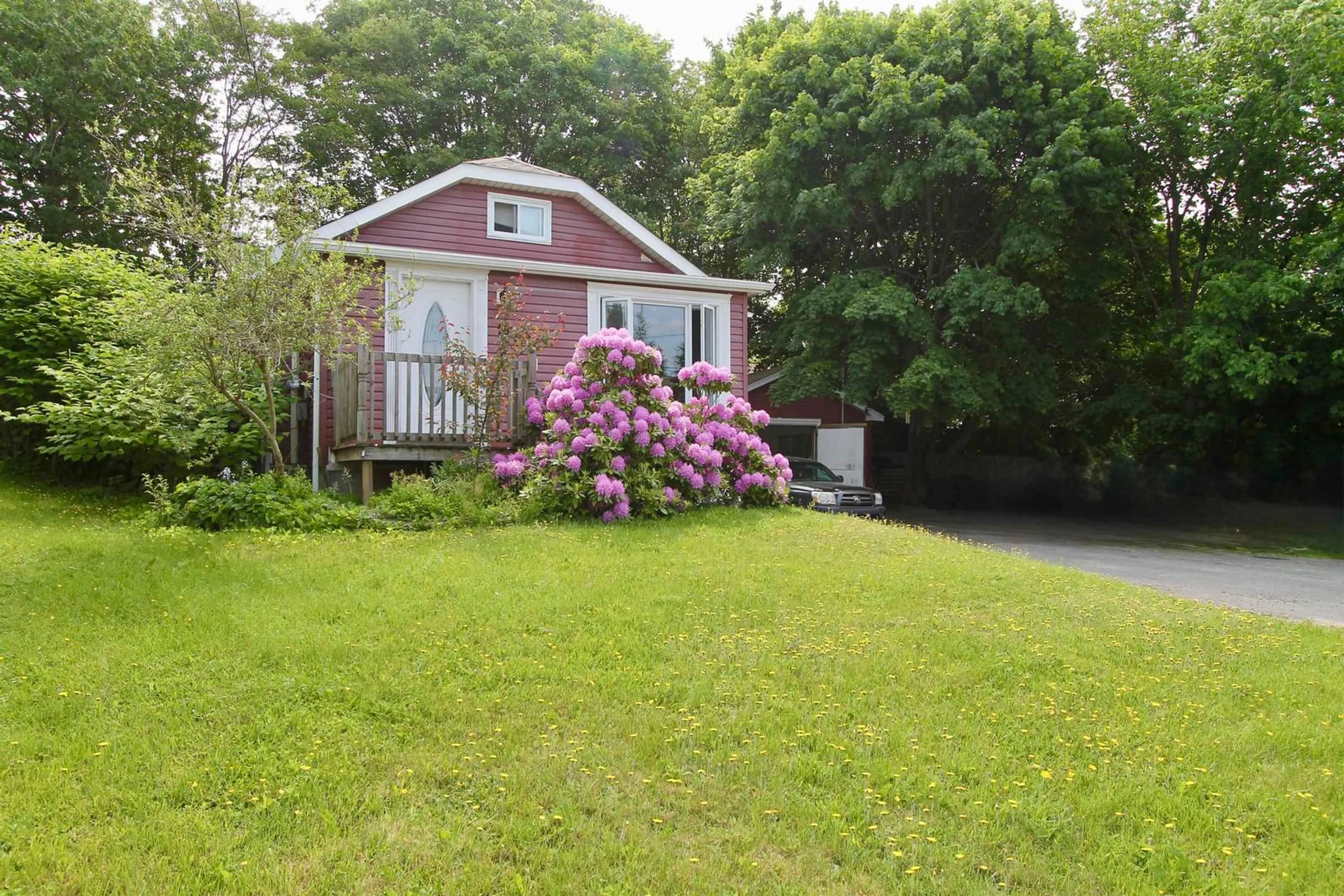 Unknown for 16 Power St, Dartmouth Nova Scotia B2W 1M2