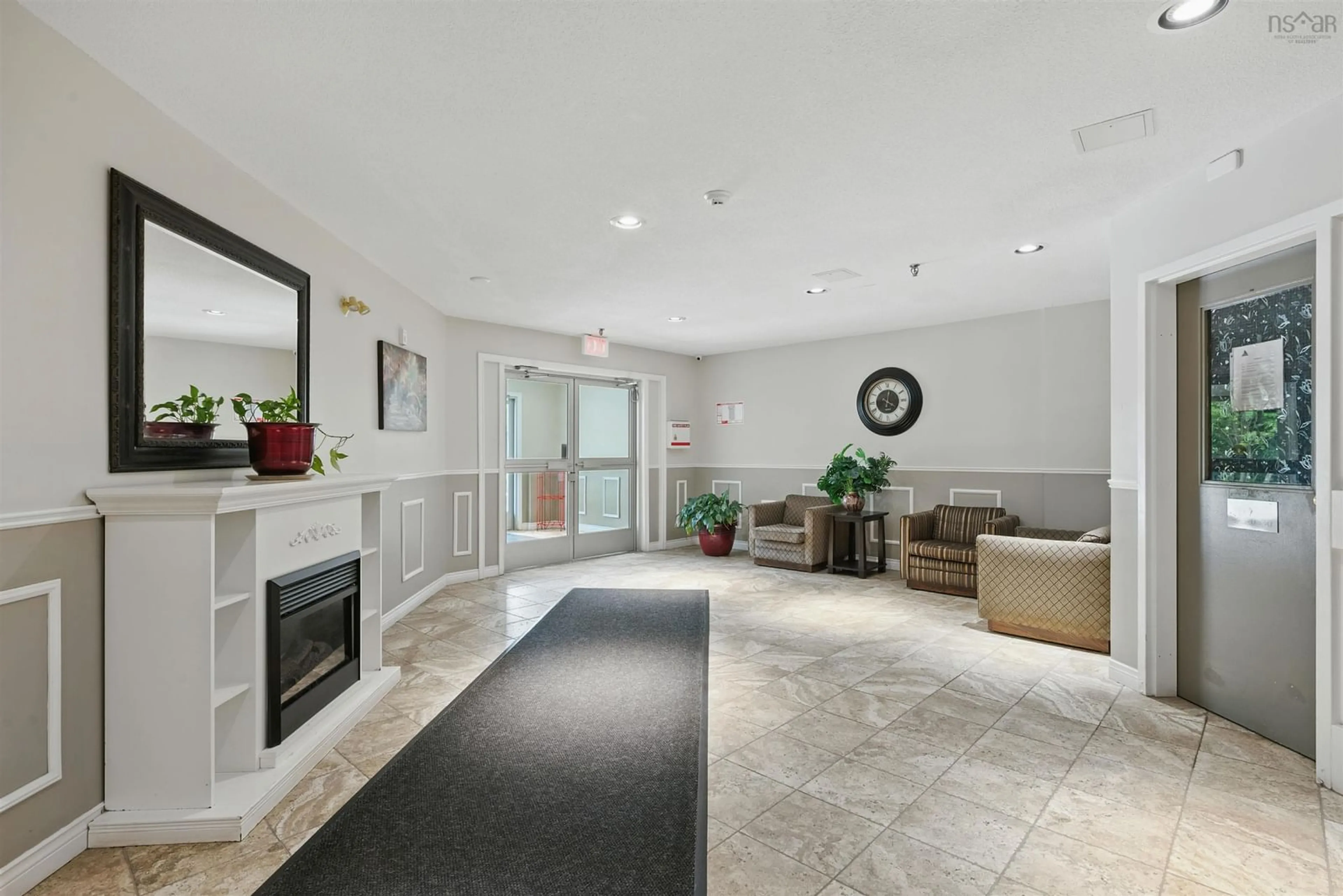 Indoor foyer for 15 Langbrae Dr #310, Halifax Nova Scotia B3M 3W5