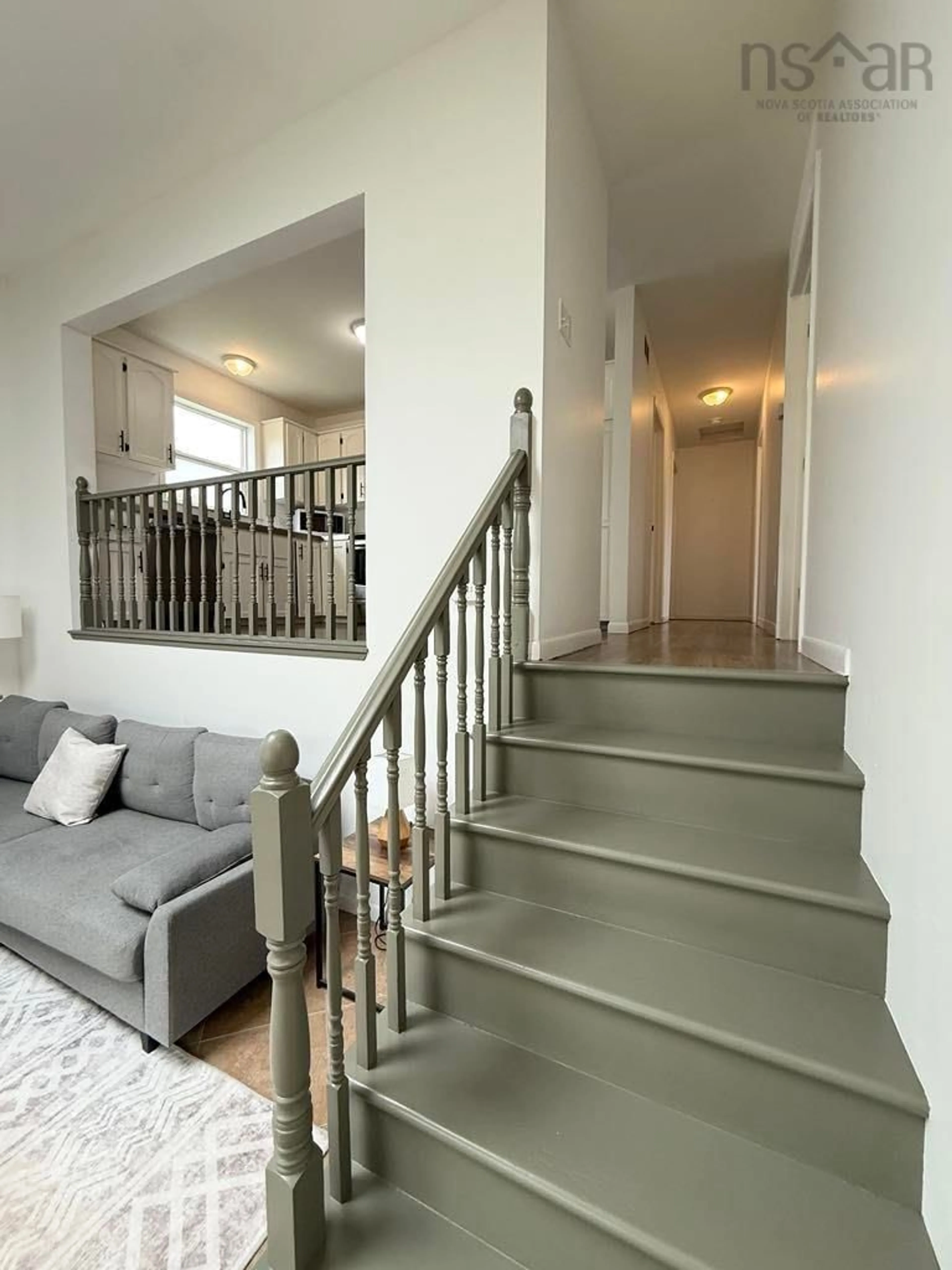 Stairs for 38 Beacon St, Yarmouth Nova Scotia B5A 2W4