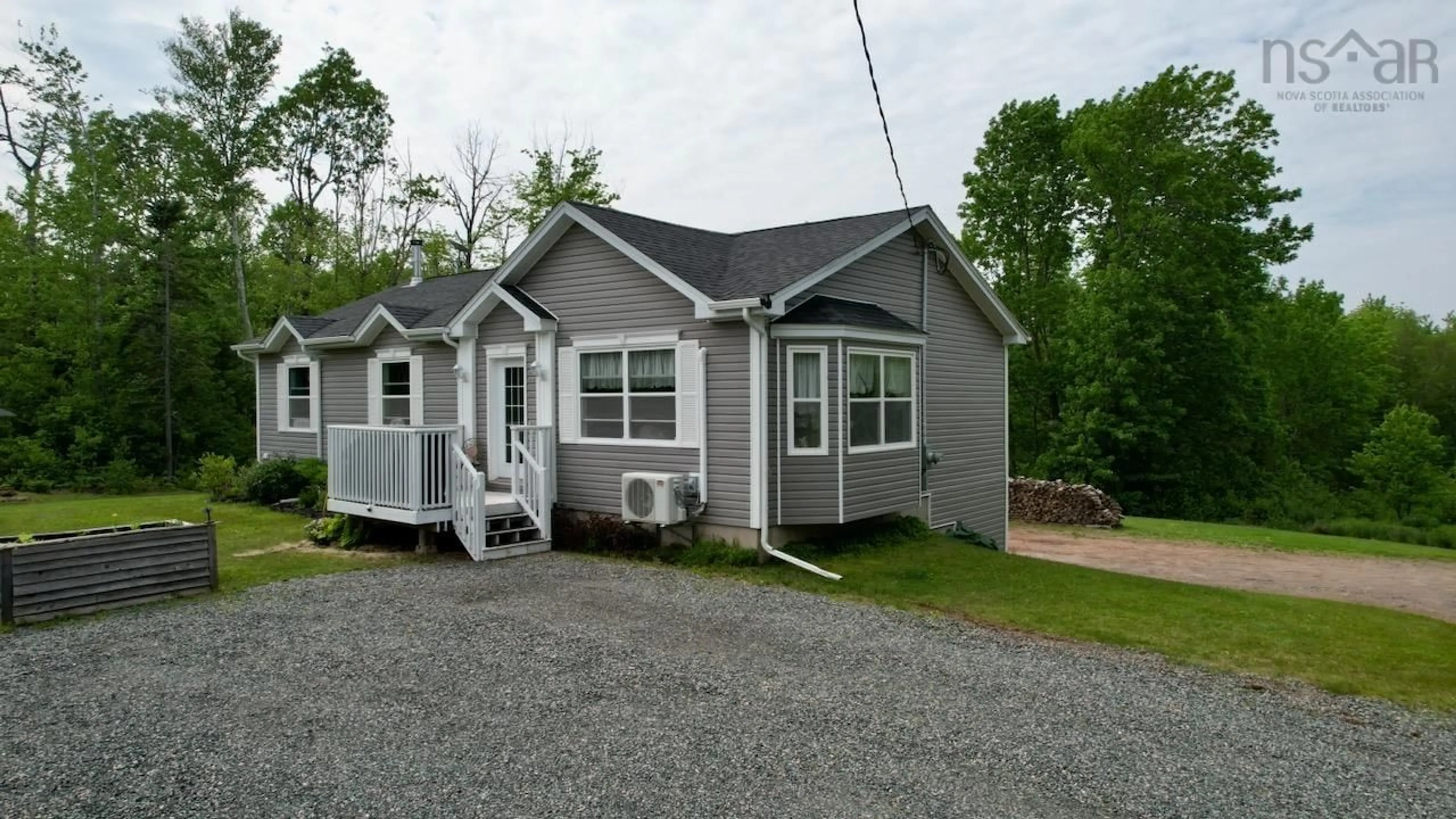 Home with vinyl exterior material, unknown for 10205 204 Hwy, South Victoria Nova Scotia B0M 1P0