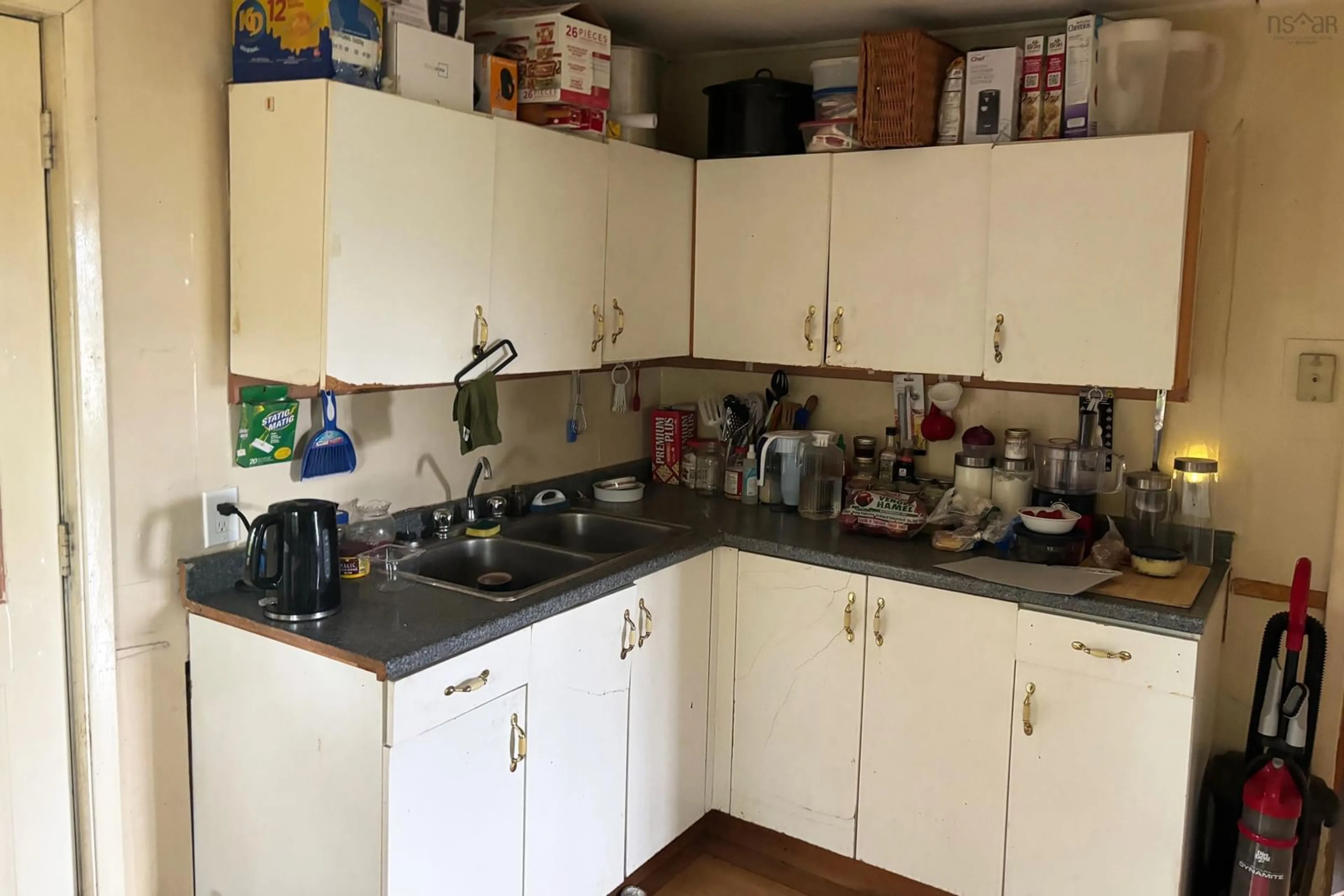 Standard kitchen, unknown for 47 Pit Rd, River Hebert Nova Scotia B0L 1G0