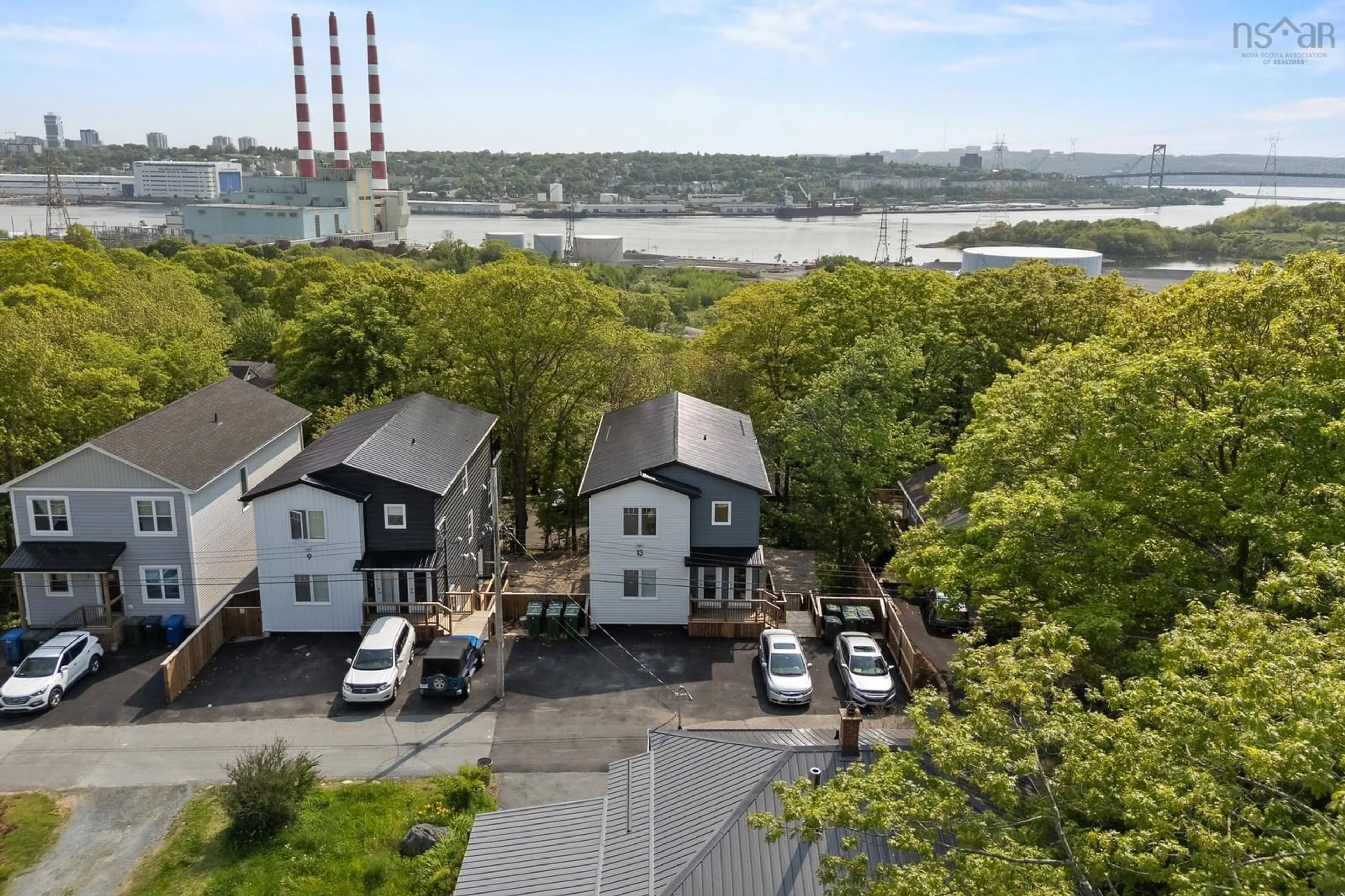 A pic from outside/outdoor area/front of a property/back of a property/a pic from drone, city buildings view from balcony for 13 Hilchie Rd, Dartmouth Nova Scotia B3A 1T5