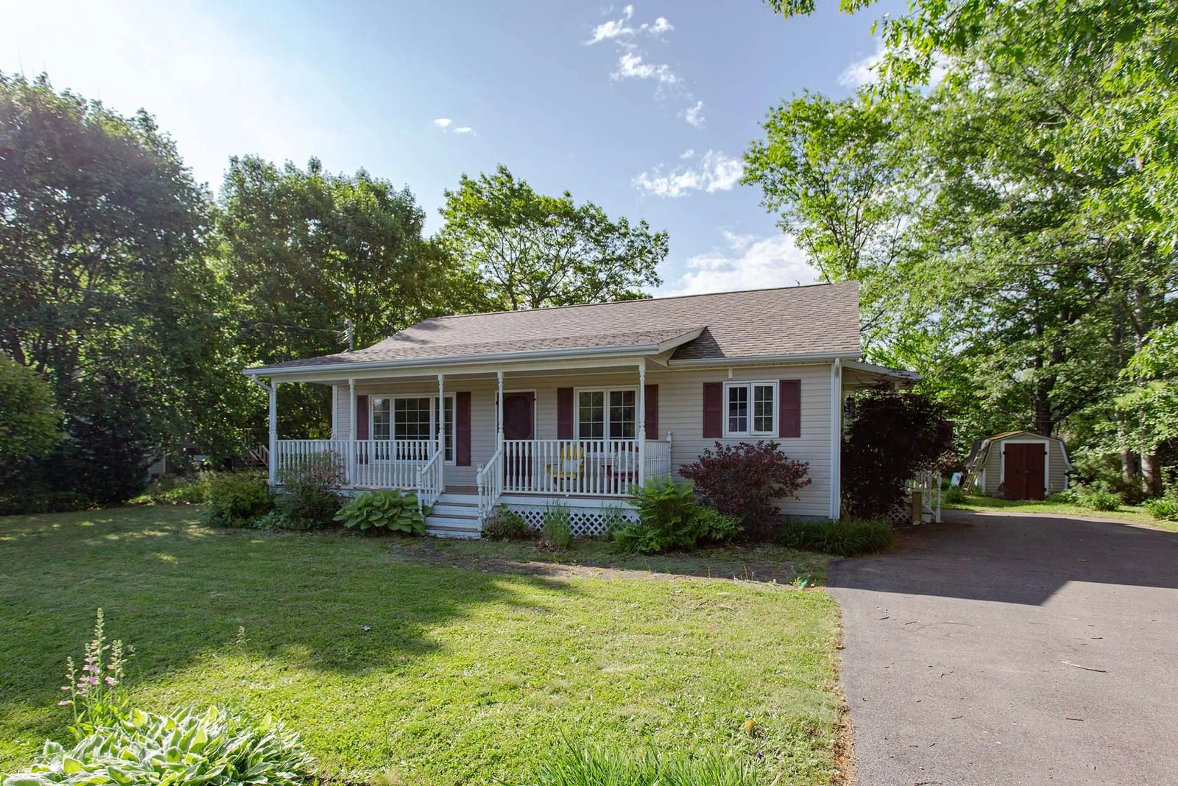 Home with vinyl exterior material, street for 24 Martyn Cres, Nictaux Nova Scotia B0S 1P0