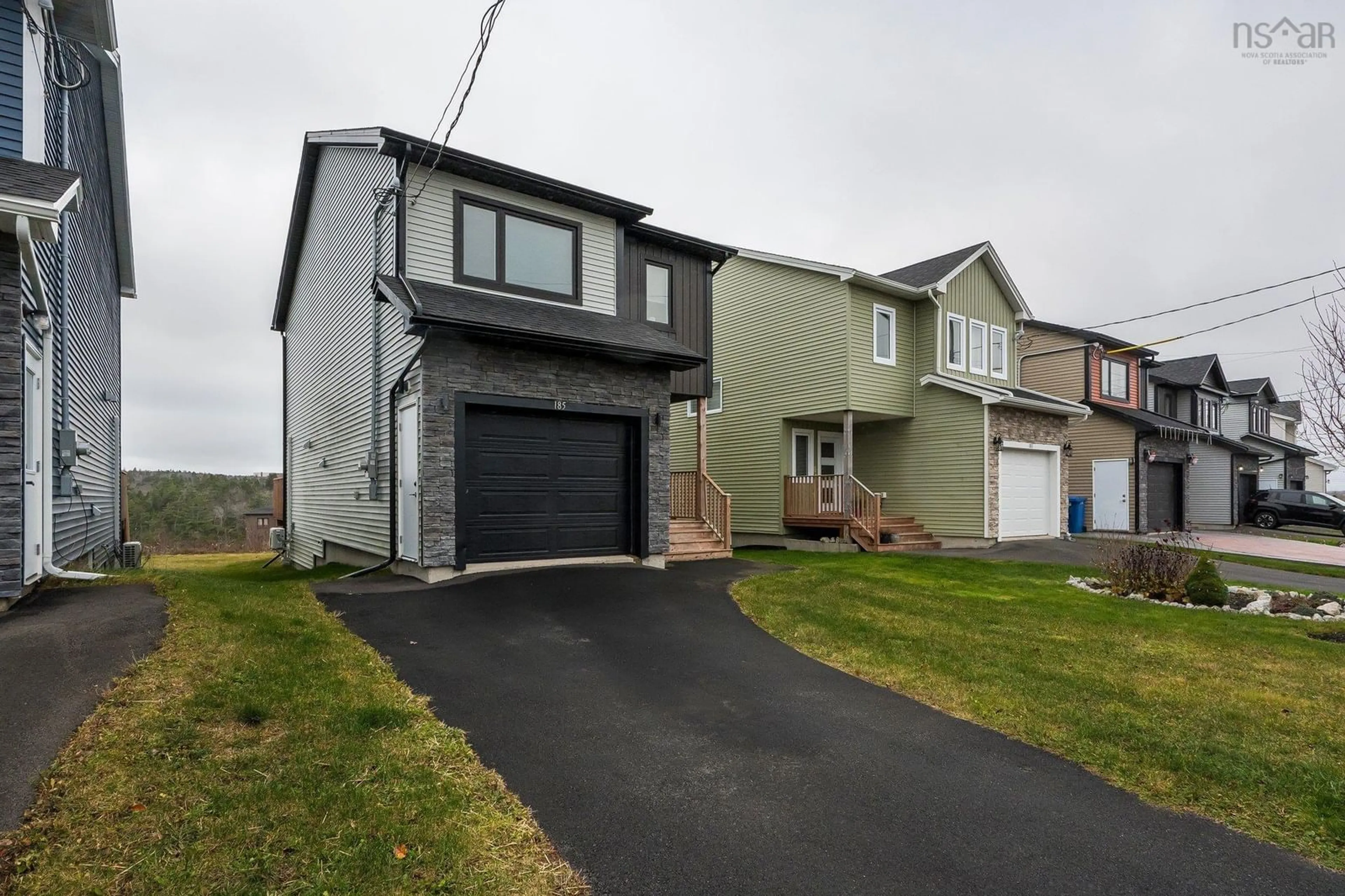 Home with vinyl exterior material, street for 185 Lier Ridge, Halifax Nova Scotia B3P 0E1