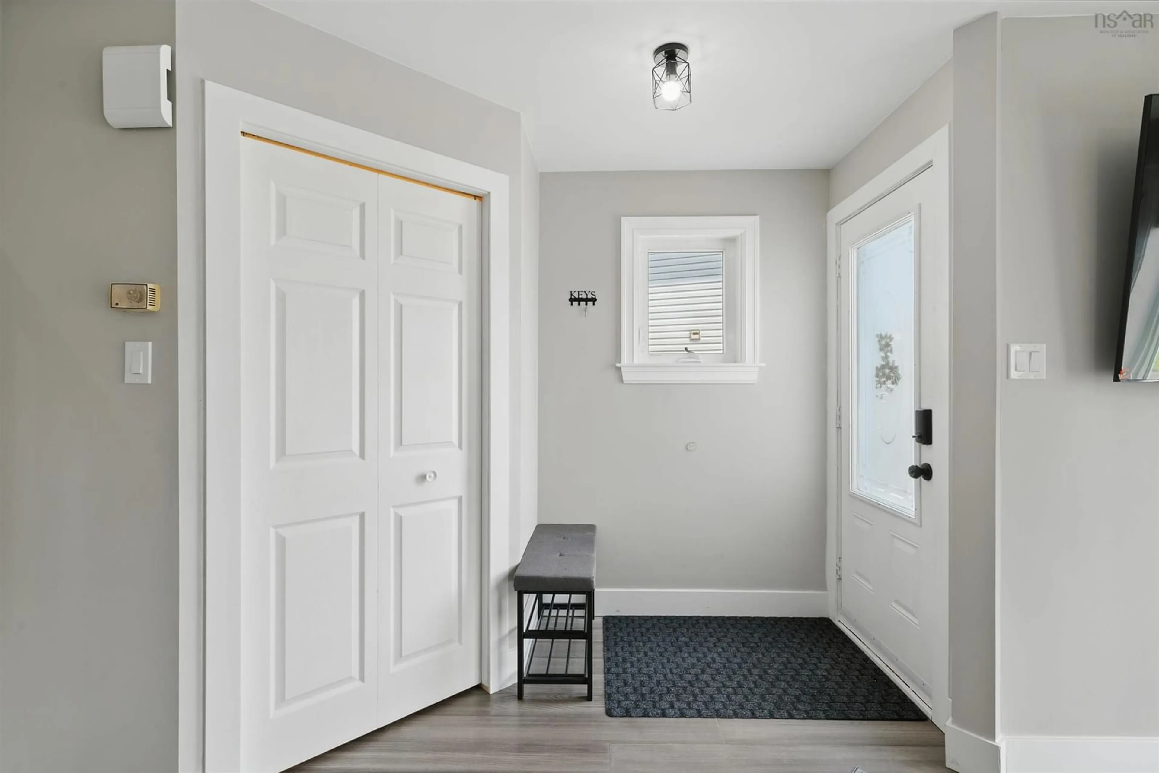 Indoor entryway for 11 Bond Crt, Lower Sackville Nova Scotia B4C 4B9