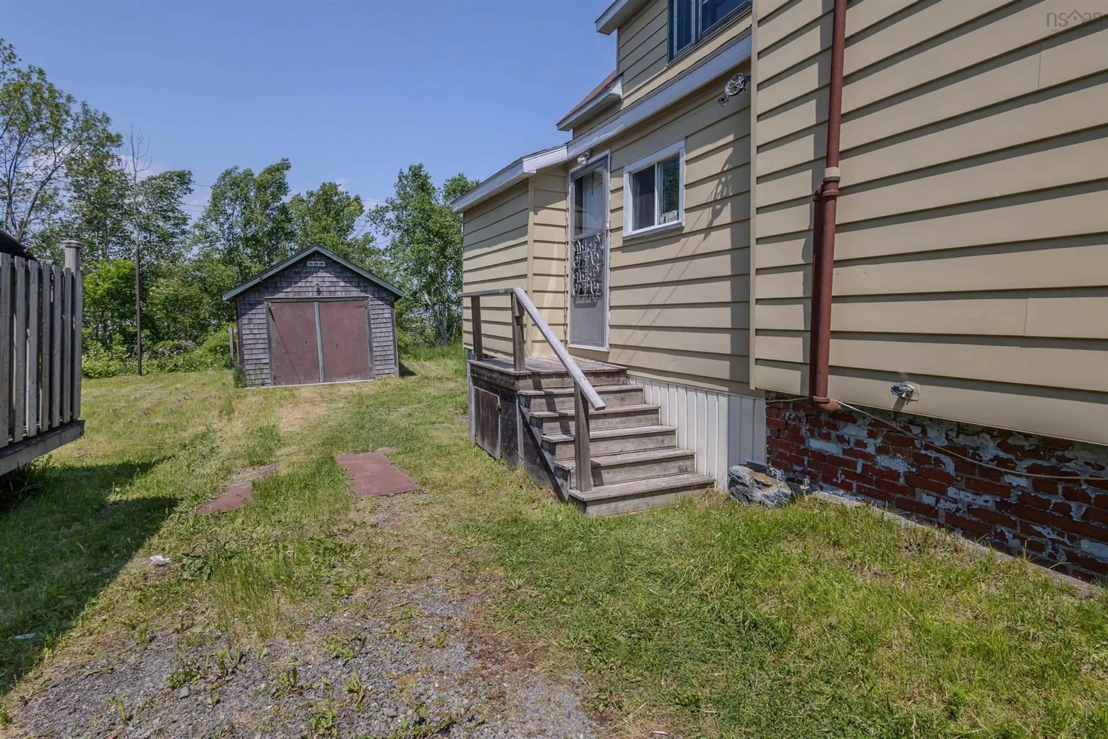 Unknown for 391 Townsend St, Sydney Nova Scotia B1P 5G3