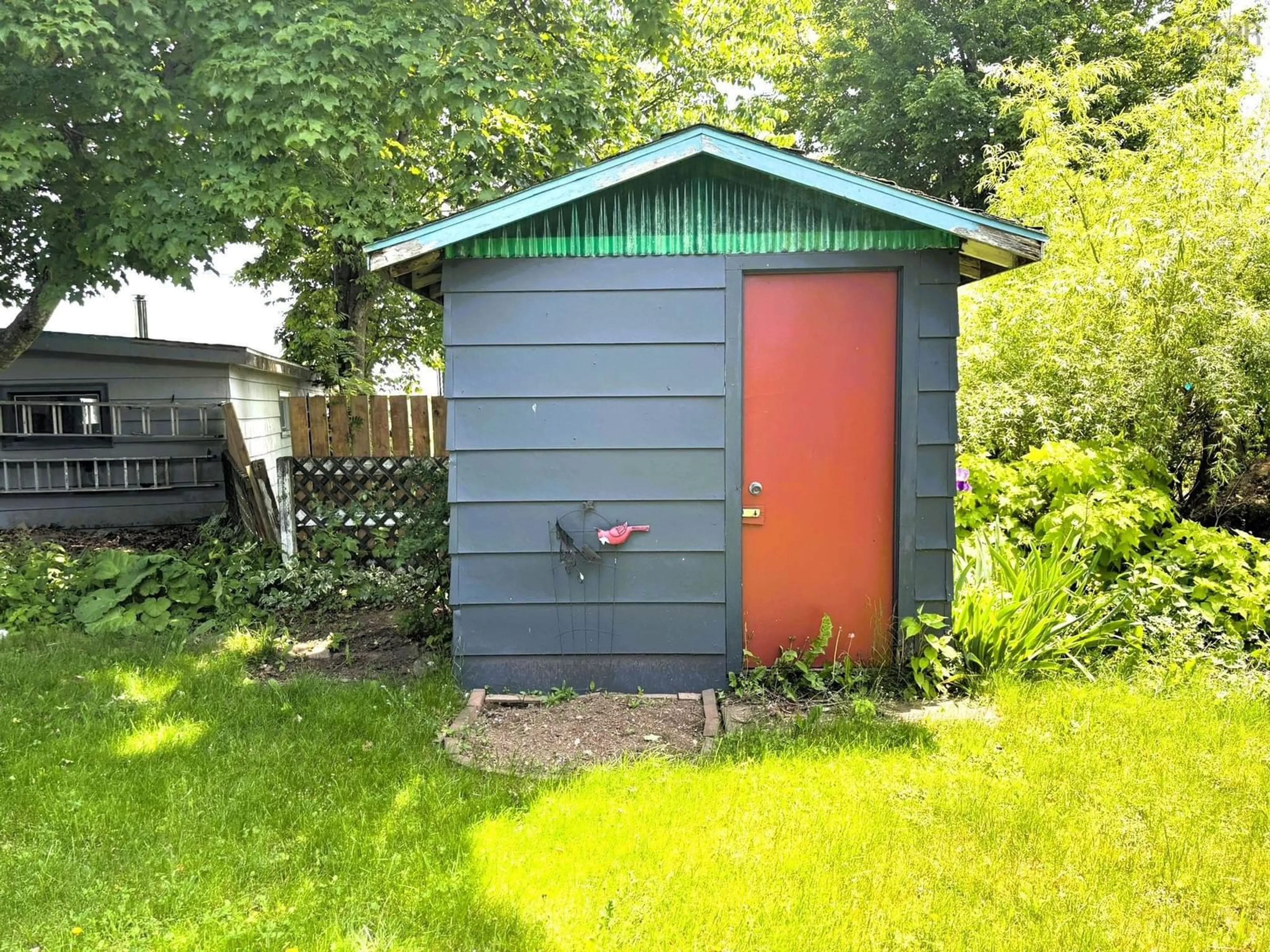Shed for 44 Church St, Parrsboro Nova Scotia B0M 1S0