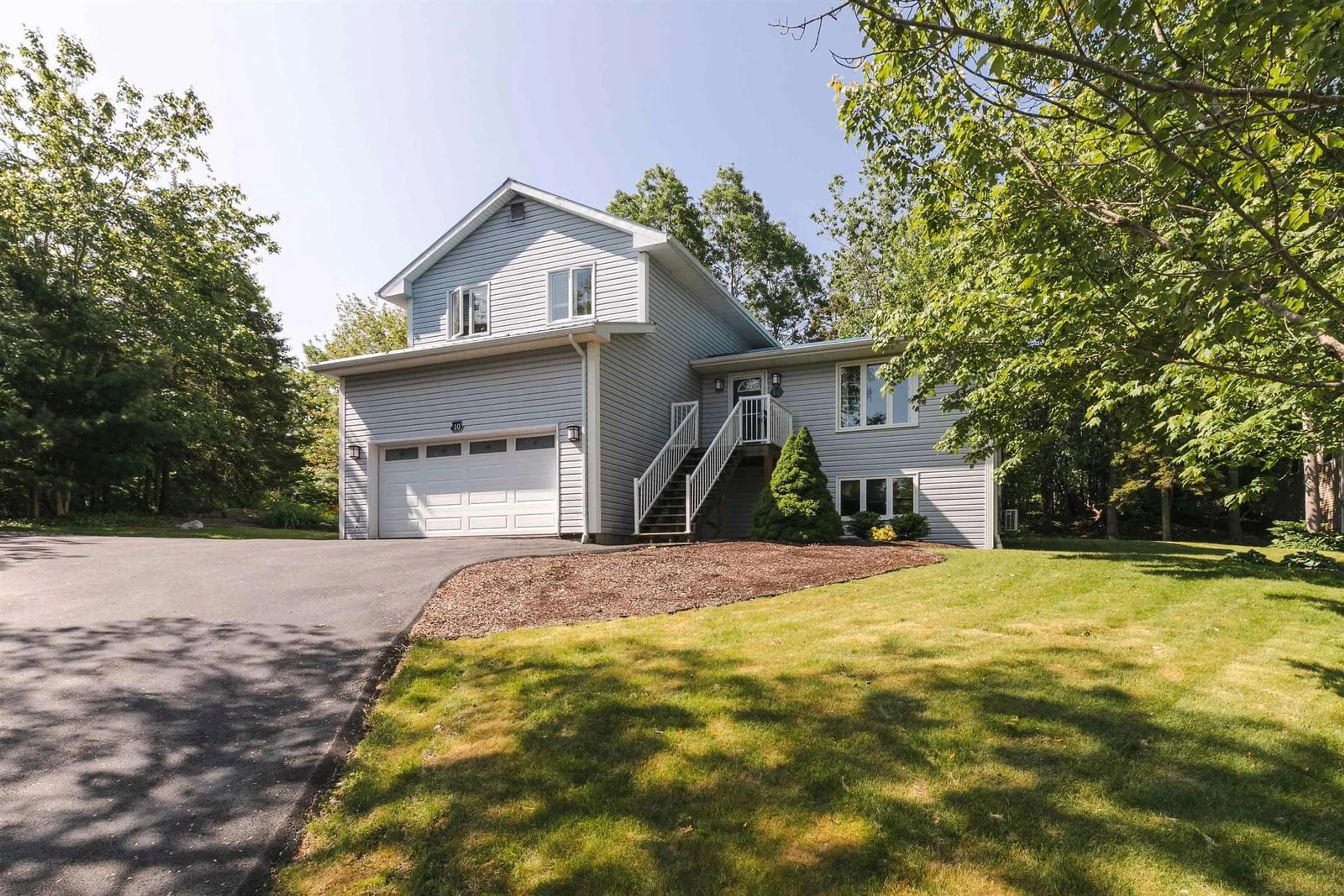 Home with vinyl exterior material, street for 10 Estelle Ave, Halifax Nova Scotia B4B 1J4