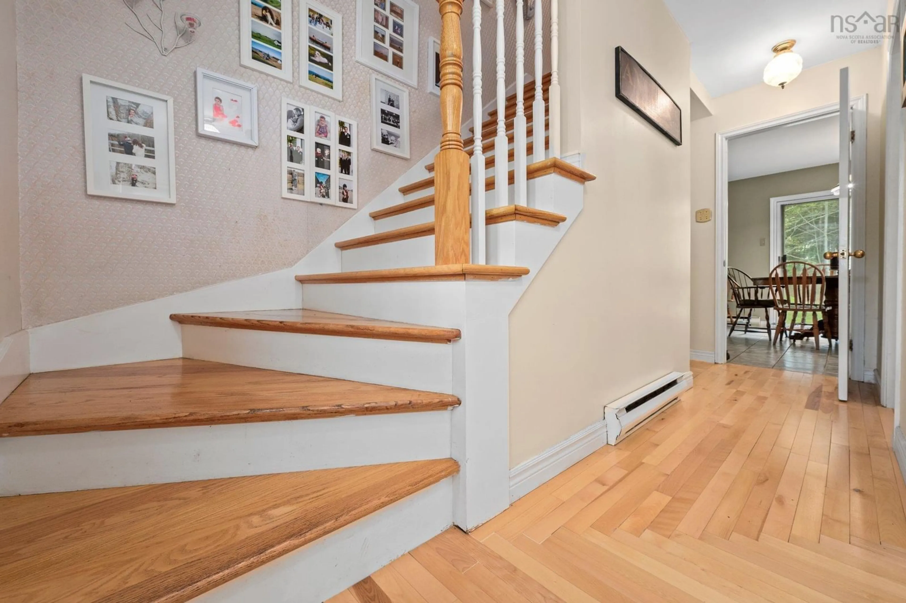Stairs for 1 Cedarwood Court, Fall River Nova Scotia B2T 1E7
