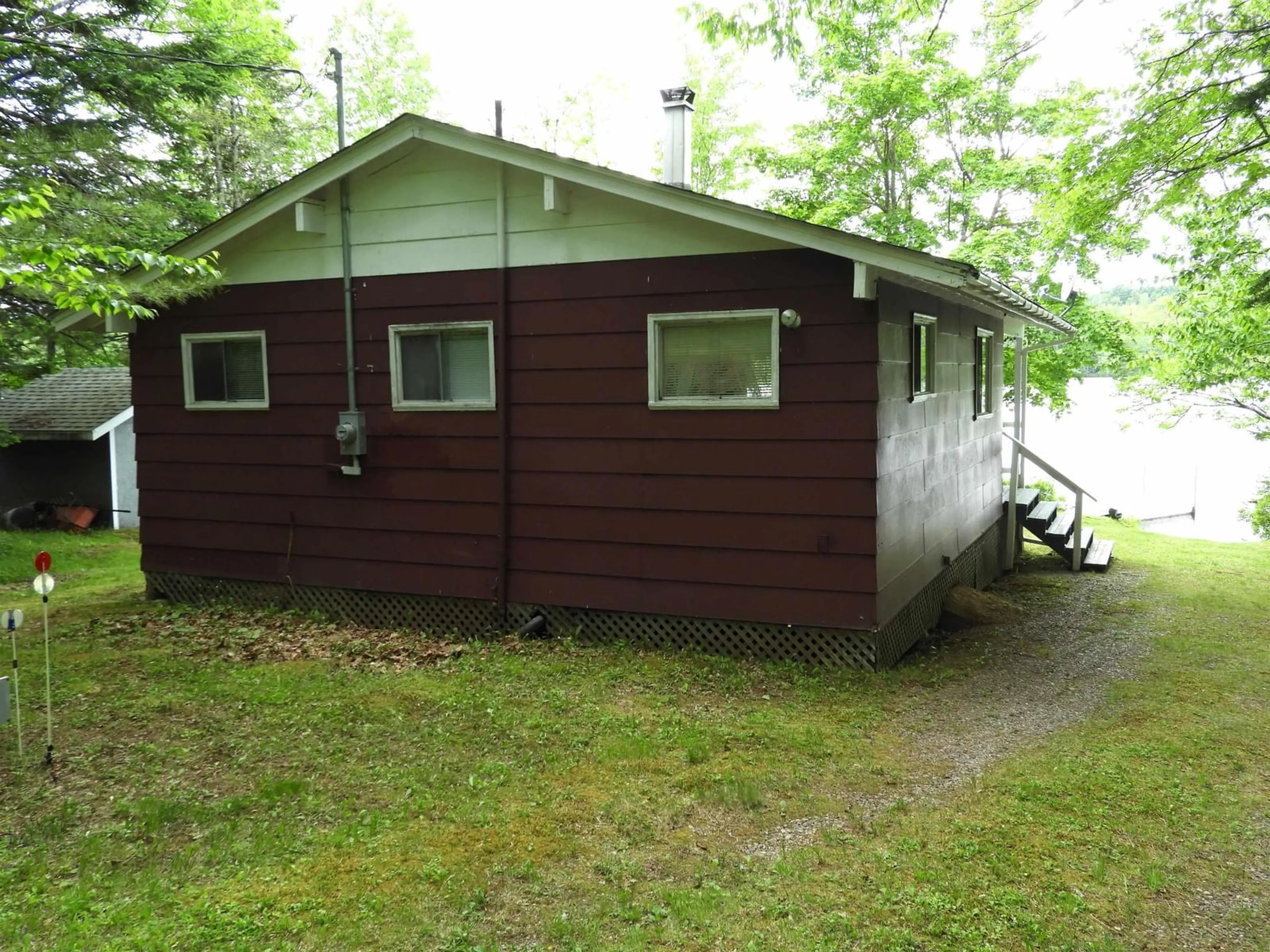 Shed for 70 Sefferns Lake Dr, Aldersville Nova Scotia B0J 2M0