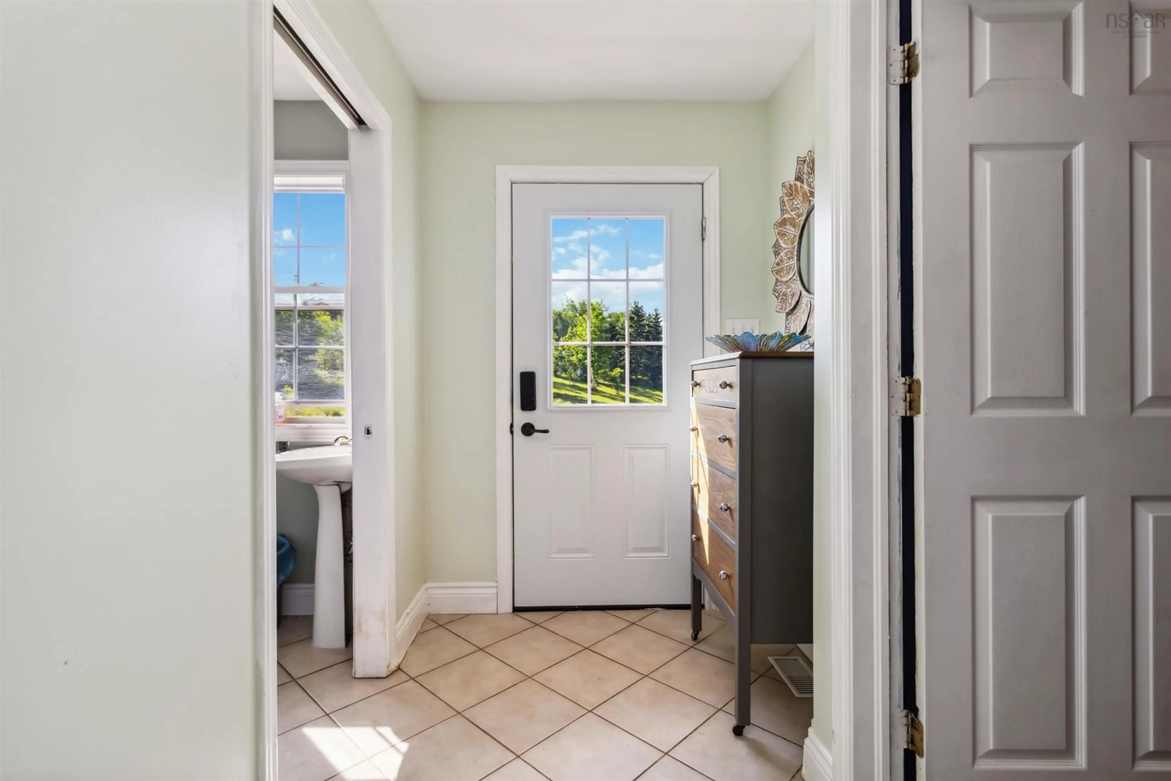 Indoor entryway for 193 Mountain Rd, Three Mile Plains Nova Scotia B0N 2T0