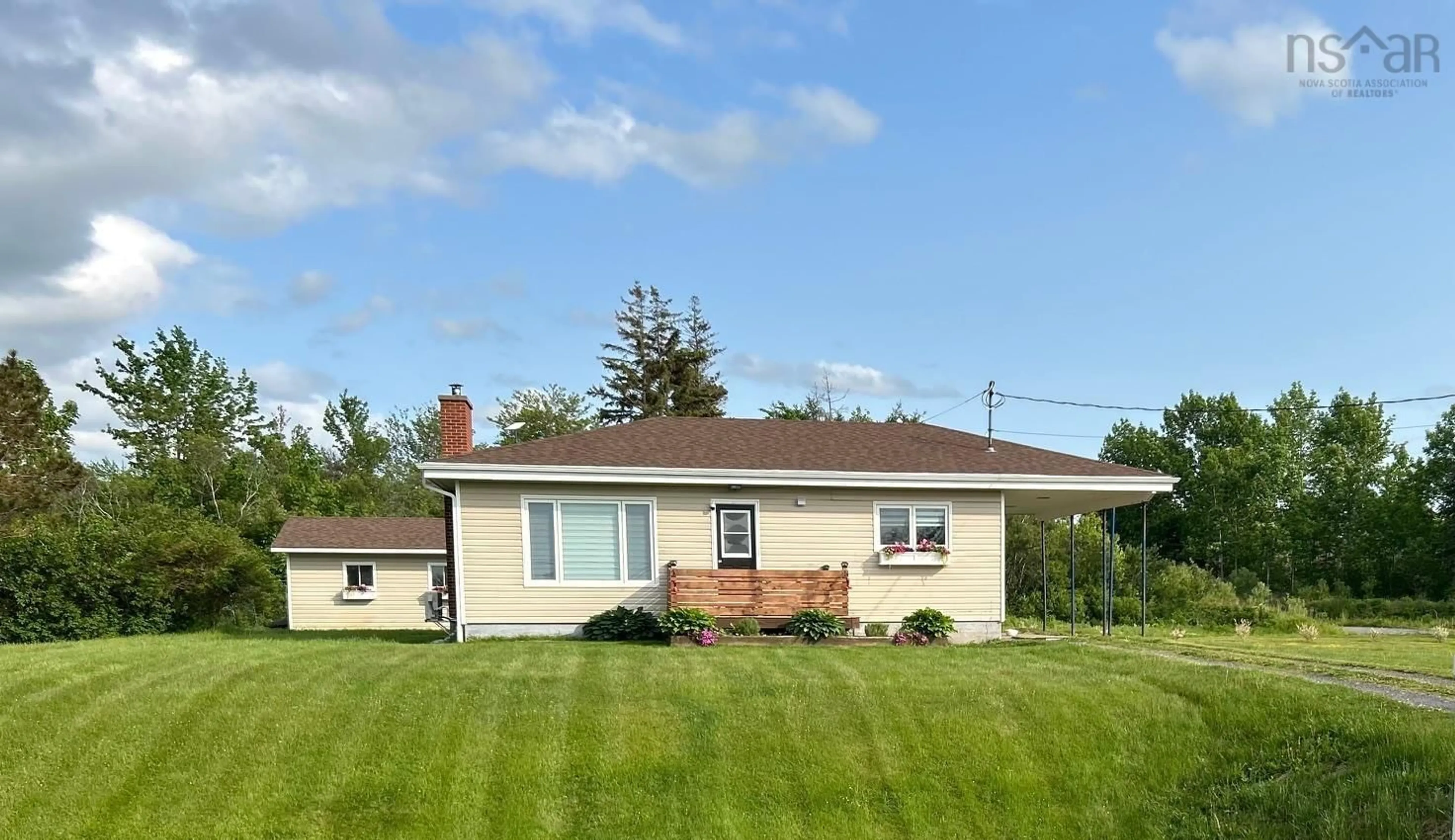 Home with vinyl exterior material, water/lake/river/ocean view for 4650 Shore Rd, Lismore Nova Scotia B0K 1G0