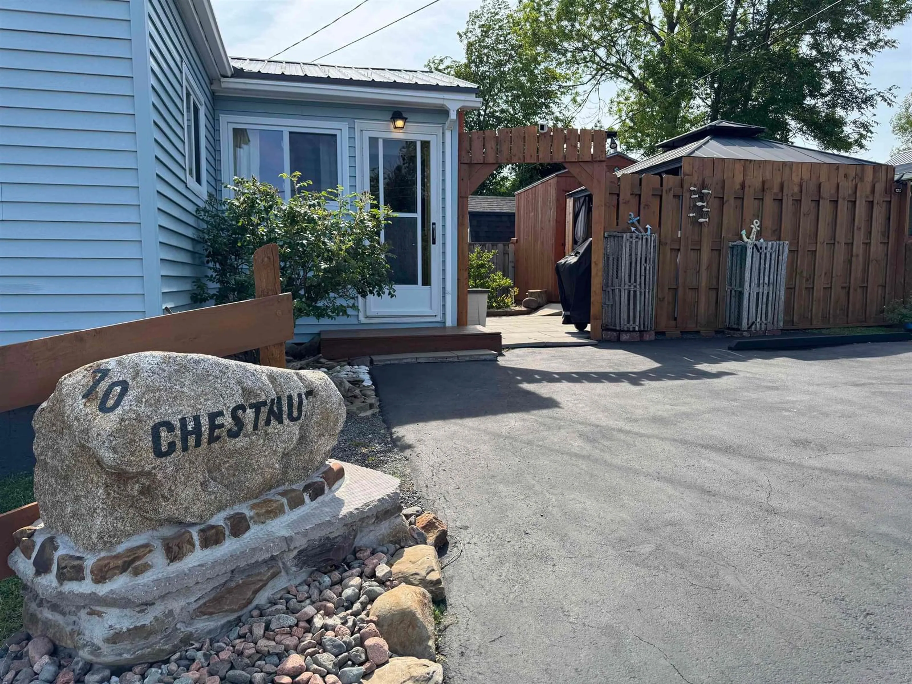 Patio, street for 70 Chestnut St, Pictou Nova Scotia B0K 1H0
