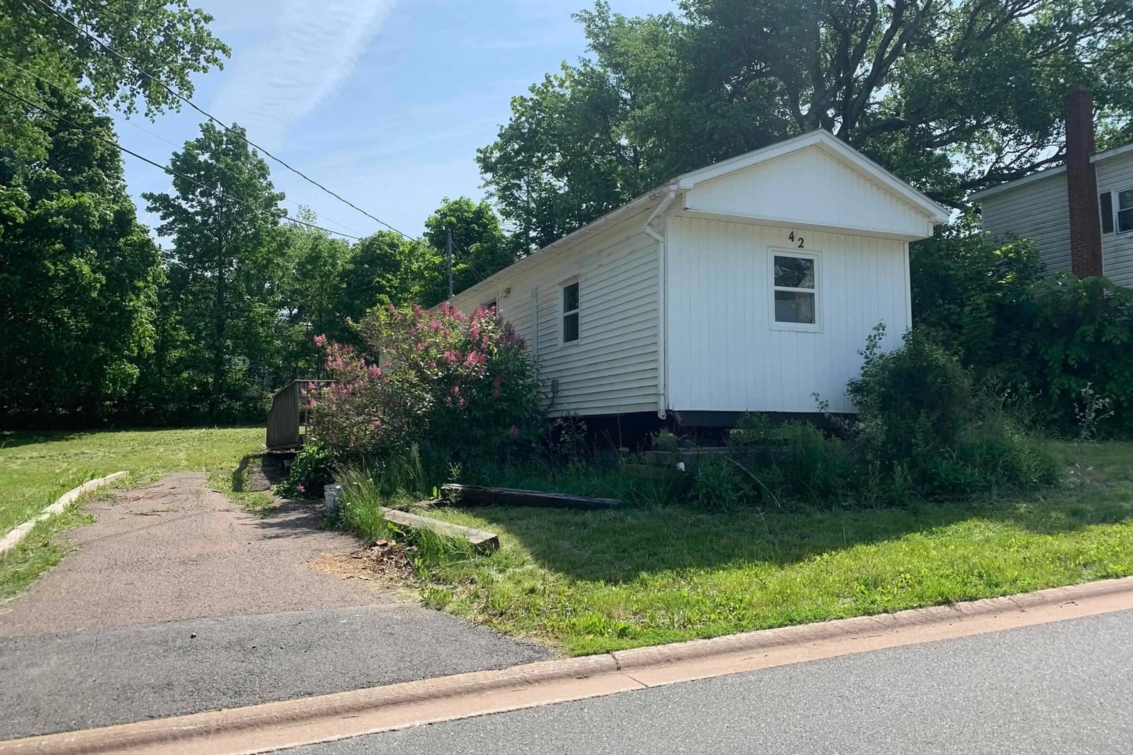 Shed for 42 Victoria St, Springhill Nova Scotia B0M 1X0