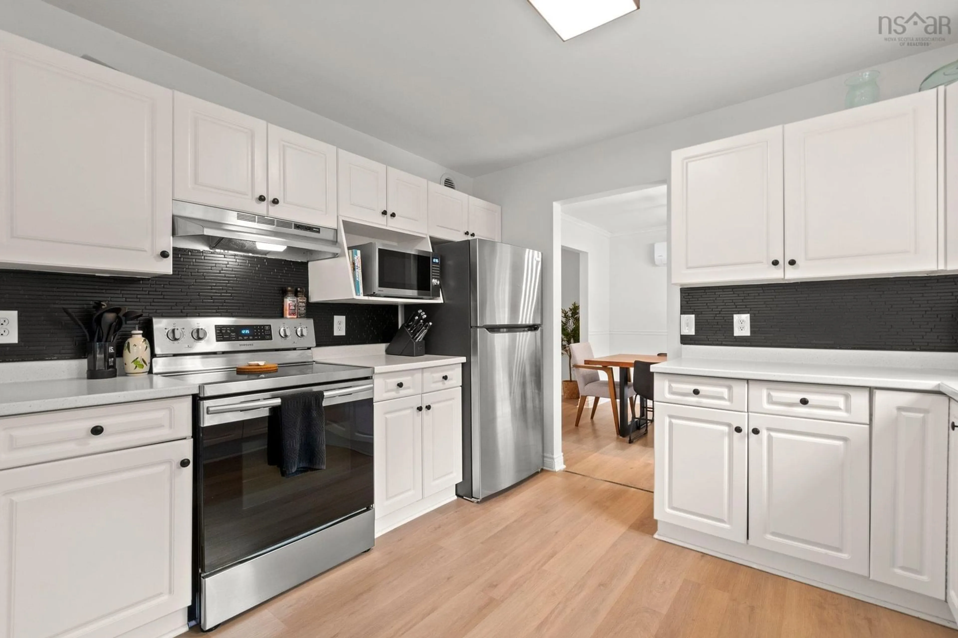 Open concept kitchen, unknown for 238 Auburn Drive, Dartmouth Nova Scotia B2W 6G2