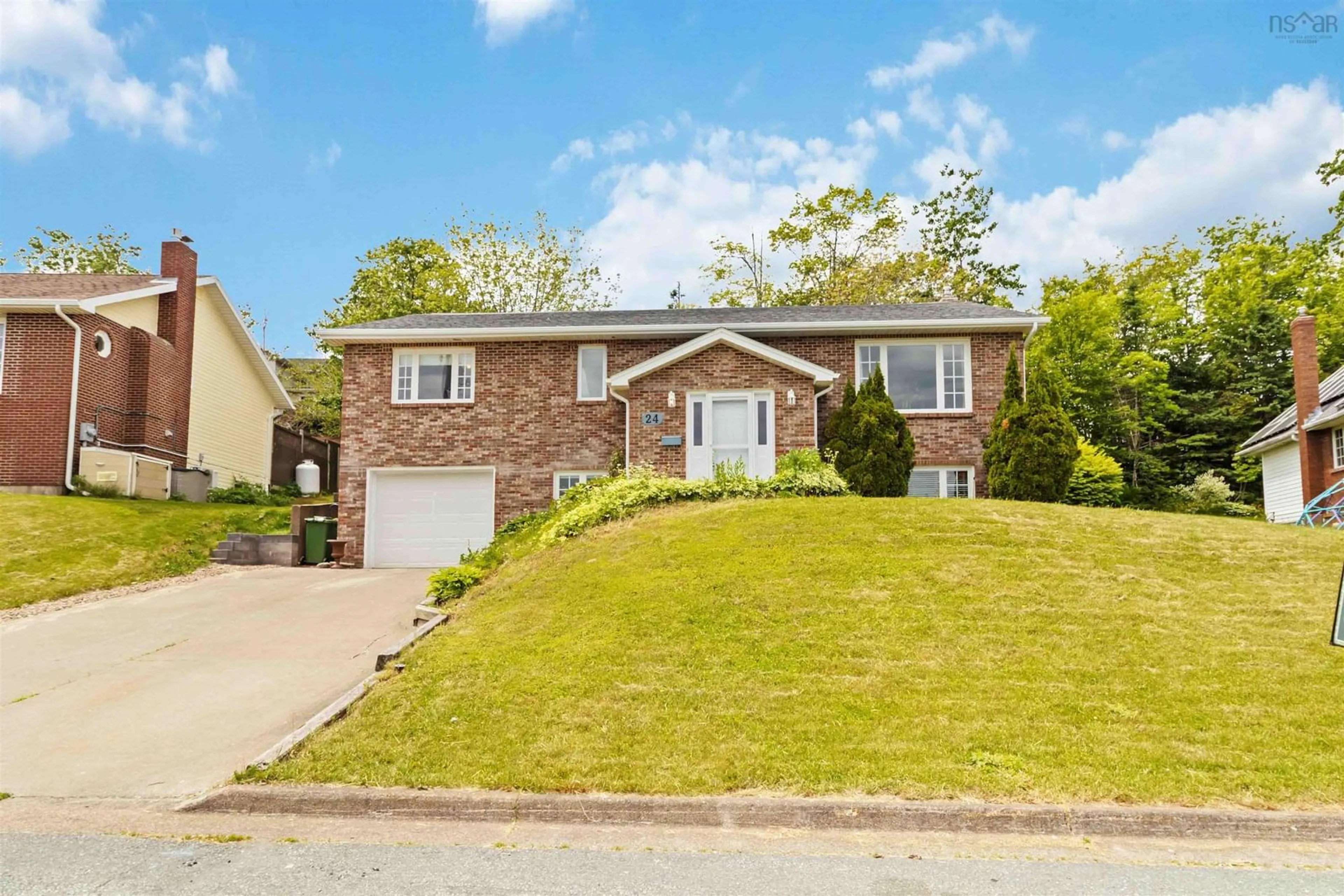 Home with brick exterior material, street for 24 Griffin Pl, Cole Harbour Nova Scotia B2V 2N6