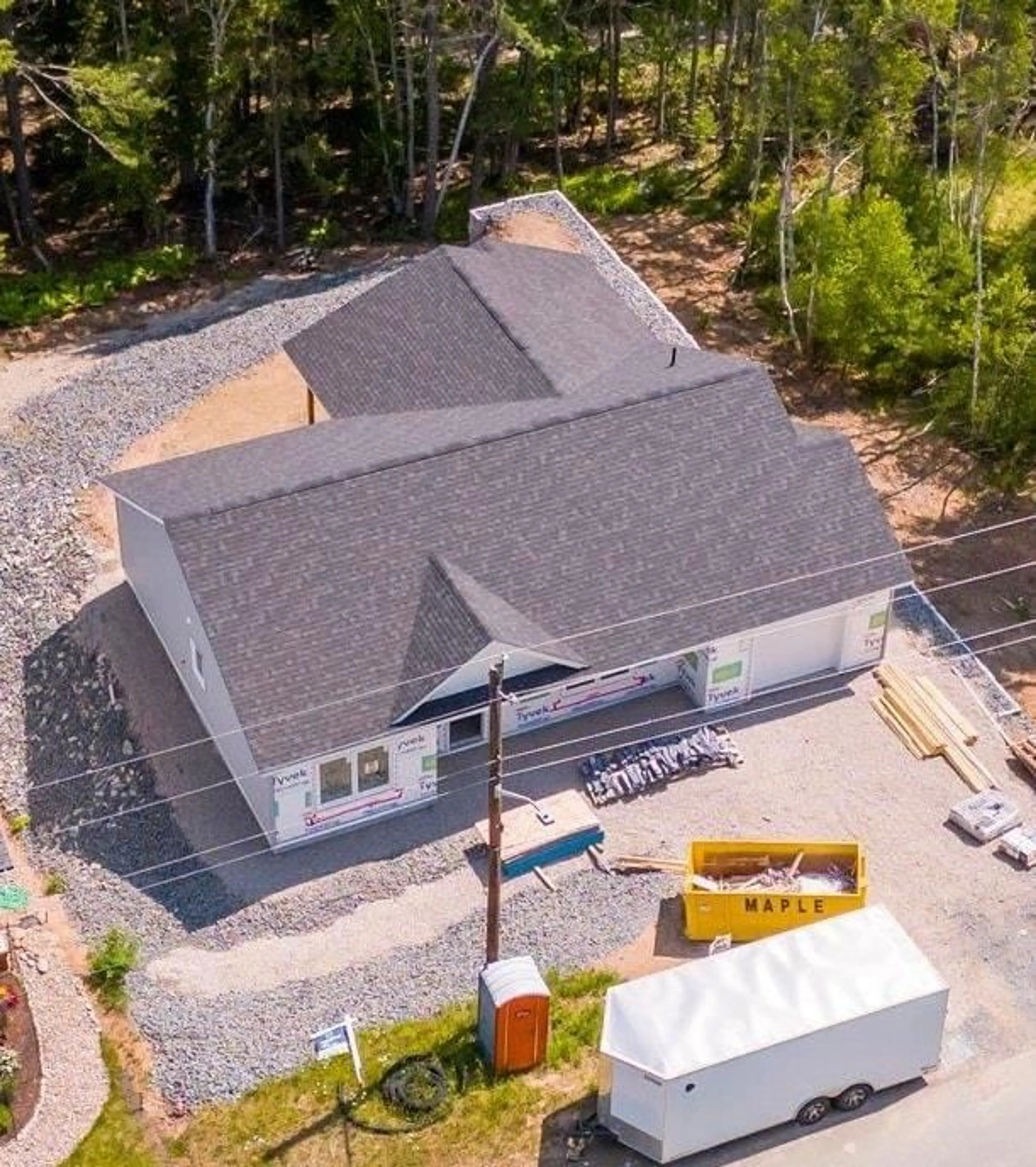 A pic from outside/outdoor area/front of a property/back of a property/a pic from drone, unknown for 272 Hawthorn Rd, Mahone Bay Nova Scotia B0J 2E0