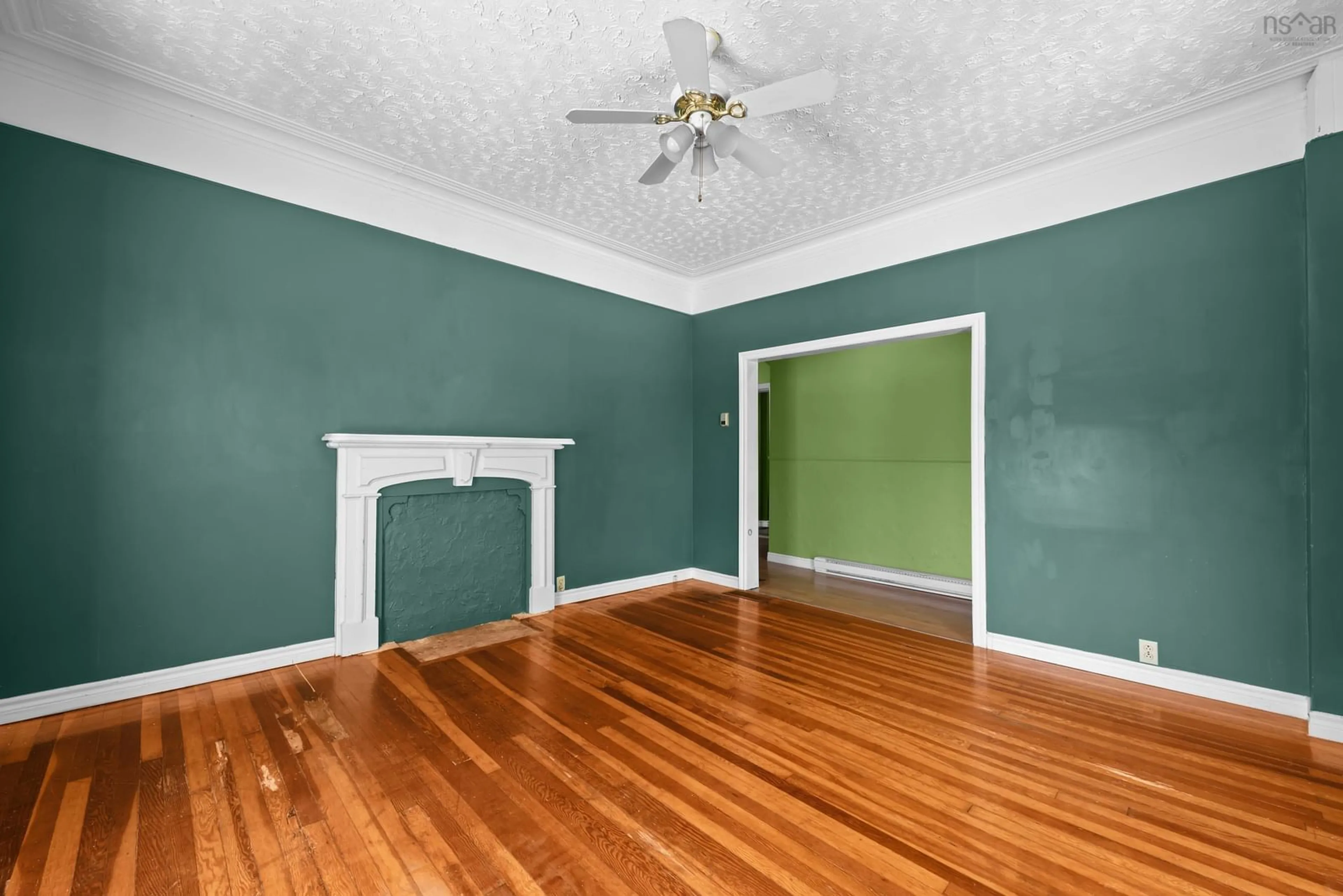 A pic of a room for 3202 Agricola St, Halifax Nova Scotia B3K 4H1