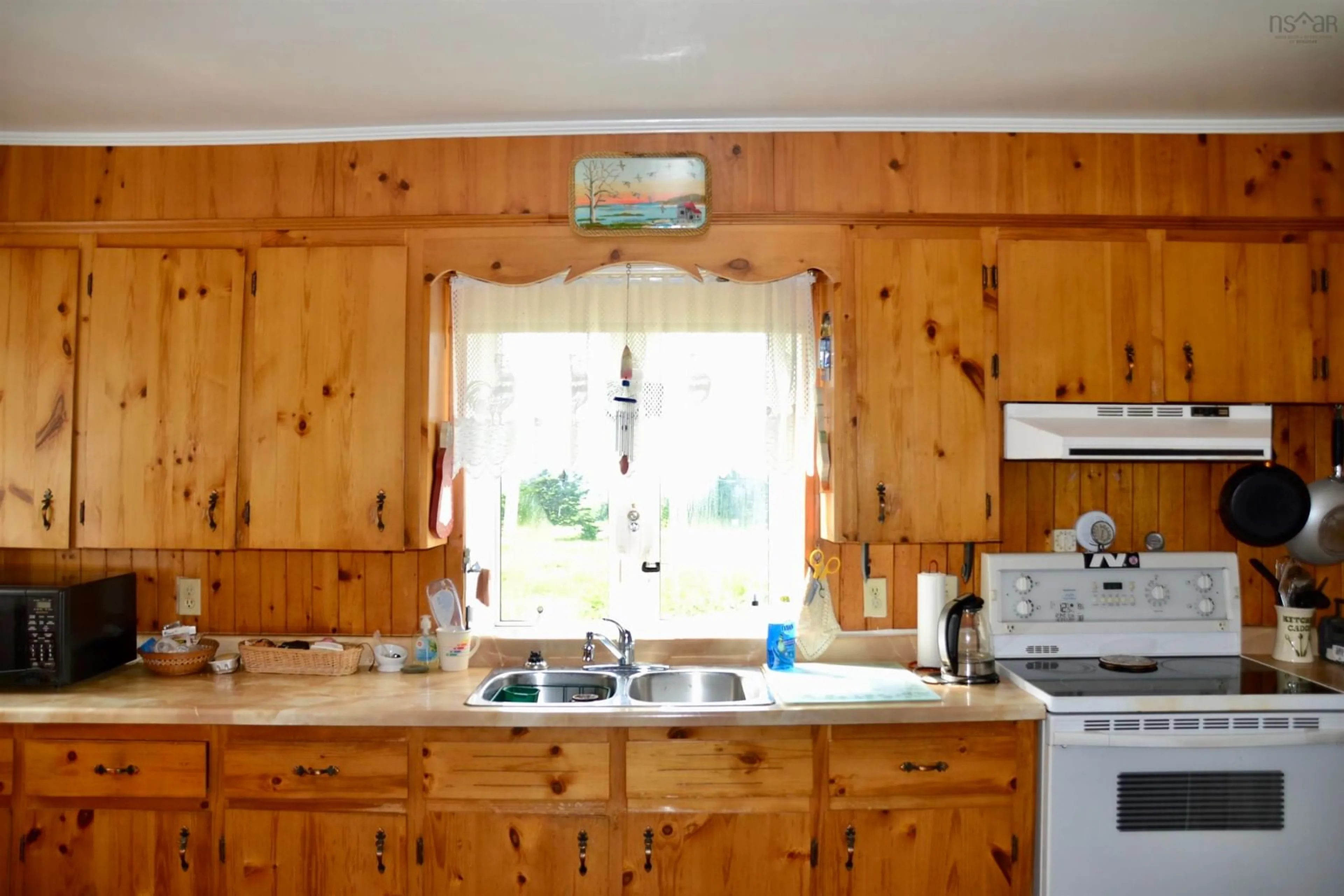 Standard kitchen, wood/laminate floor for 840 Baileys Brook Ardness Rd, Ardness Nova Scotia B0K 1G0