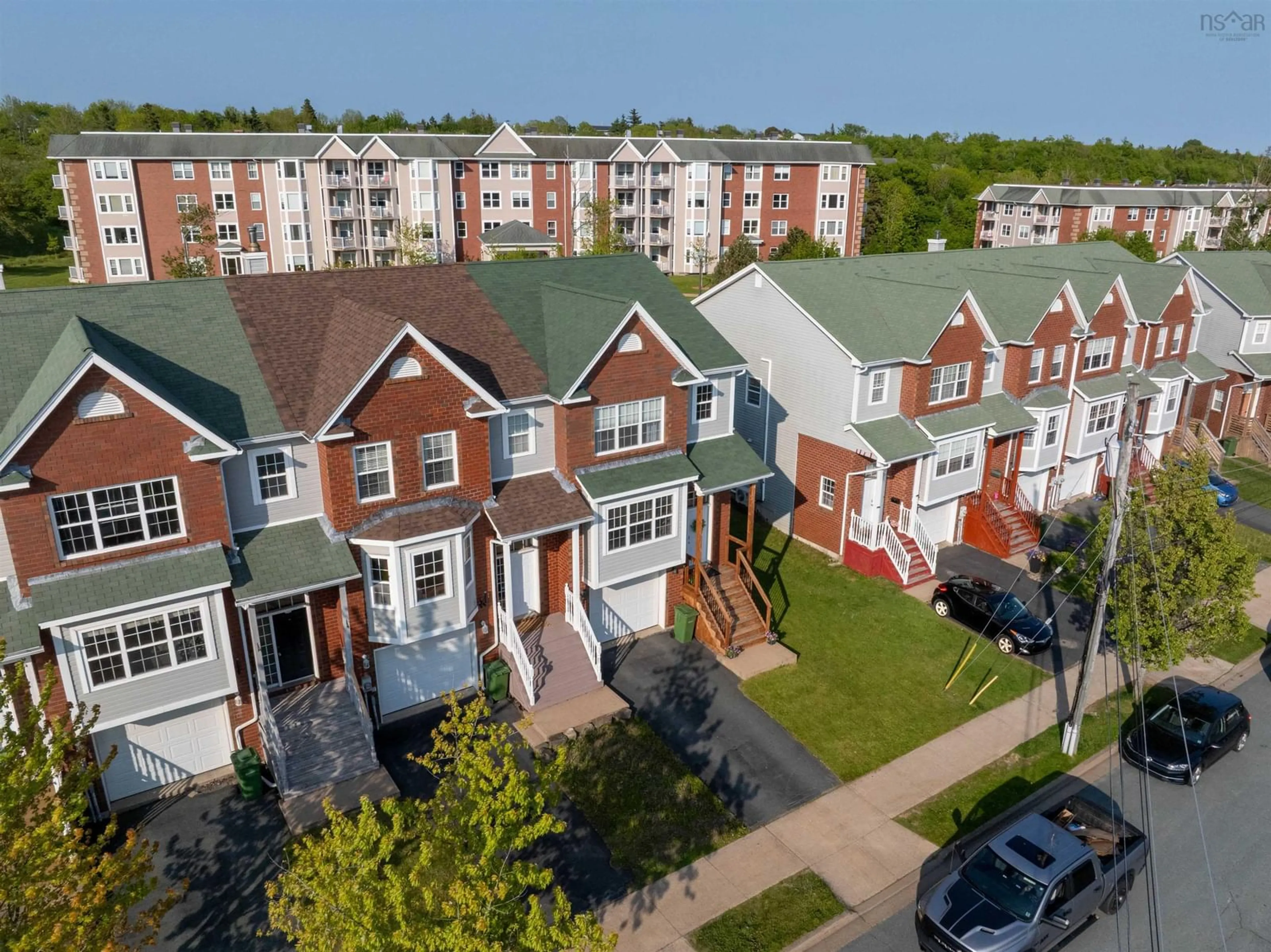 A pic from outside/outdoor area/front of a property/back of a property/a pic from drone, street for 31 Woodhaven Close, Dartmouth Nova Scotia B2W 6P9
