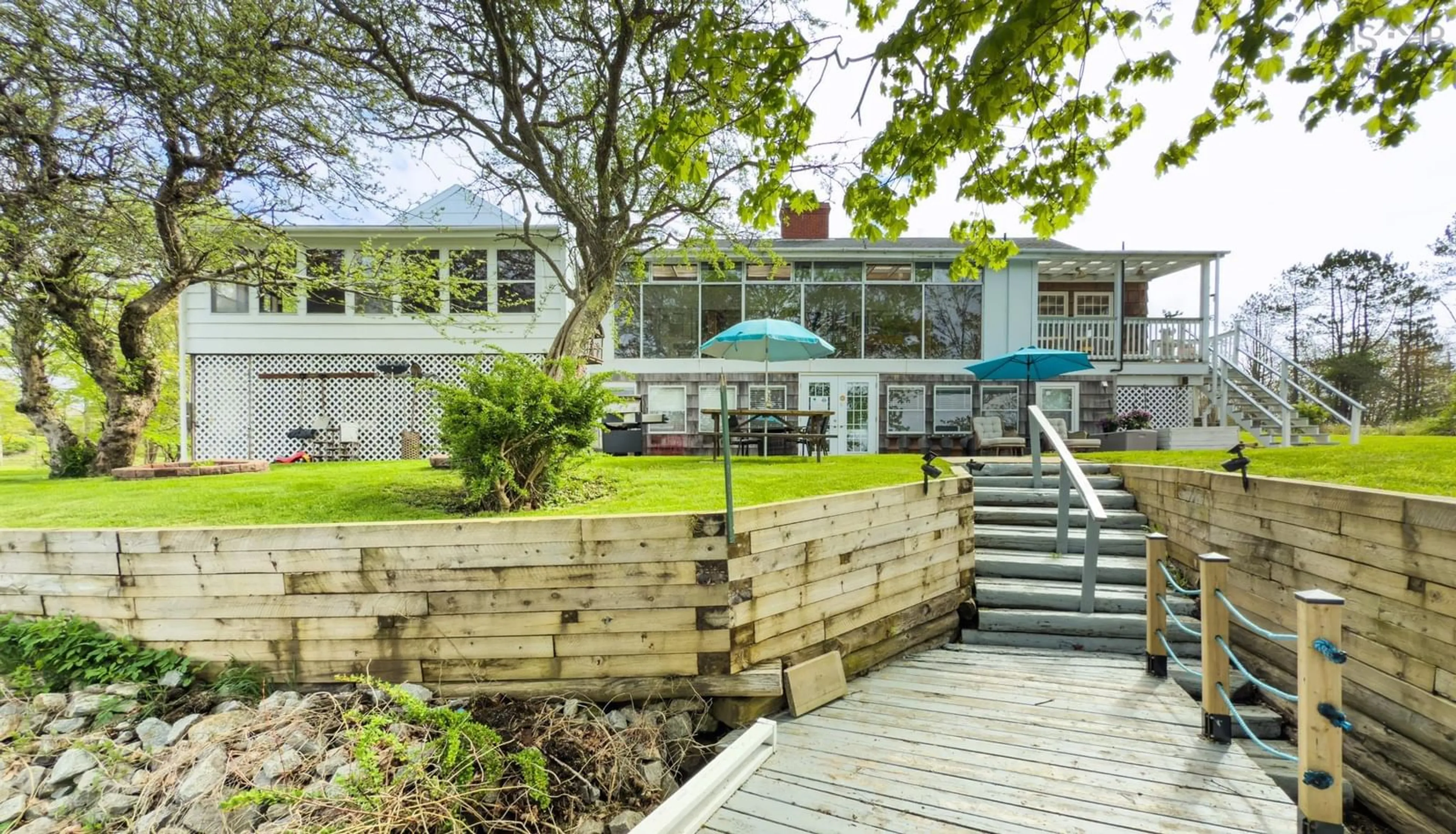 Patio, building for 1021 Highway 1, Hebron Nova Scotia B5A 5A5