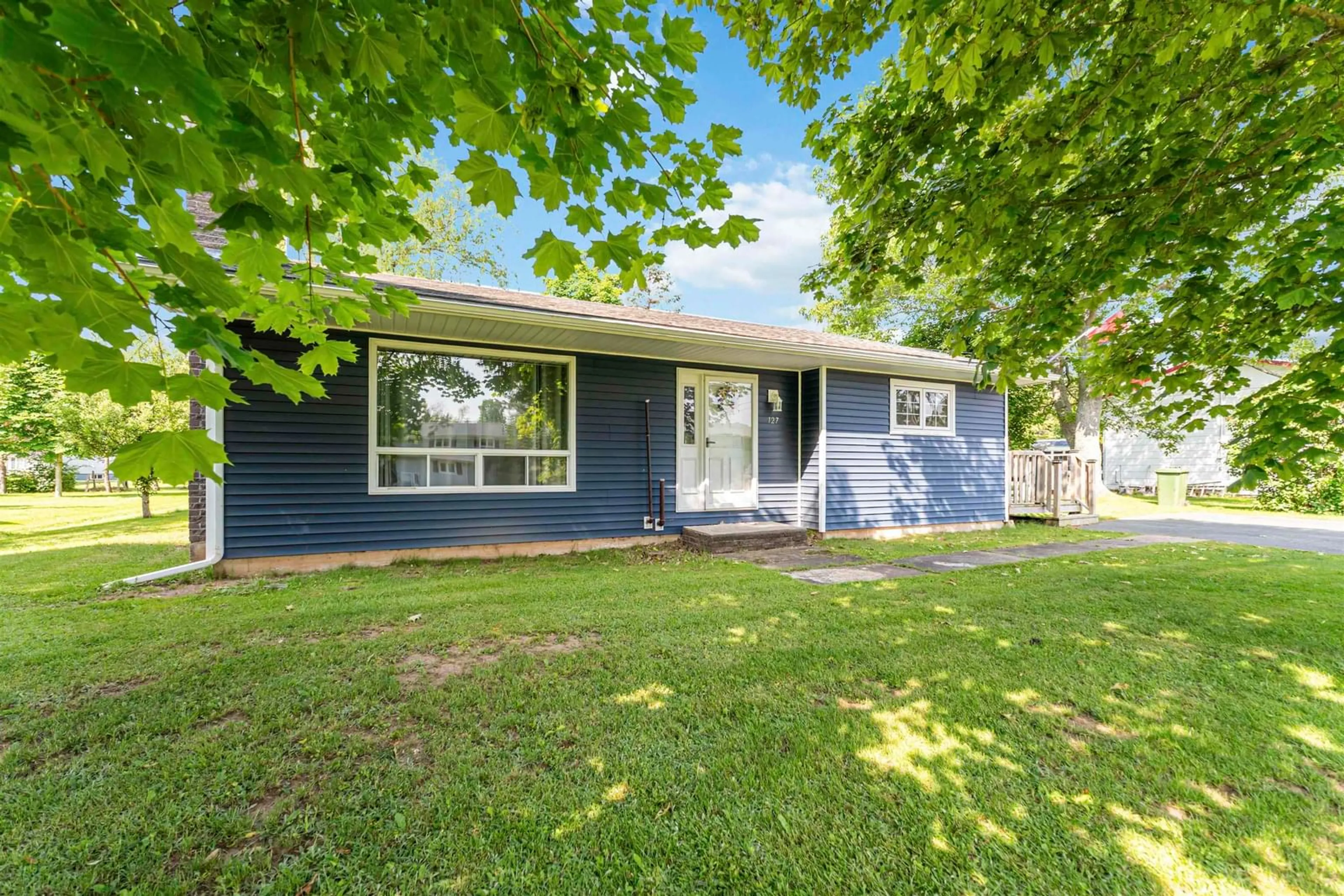Home with vinyl exterior material, street for 127 School St, Middleton Nova Scotia B0S 1P0