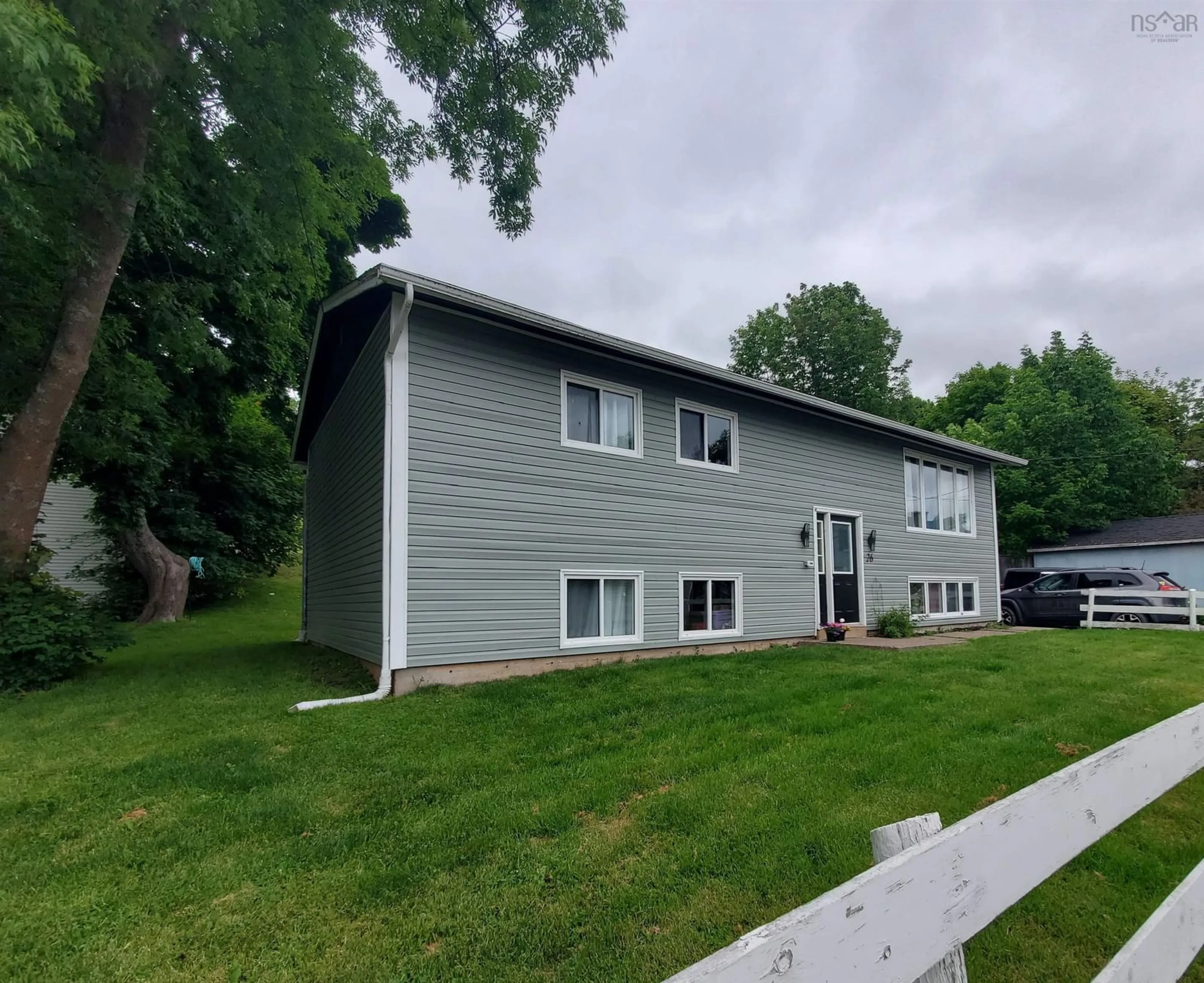 Home with vinyl exterior material, building for 26 St Andrews St, Pictou Nova Scotia B0K 1H0