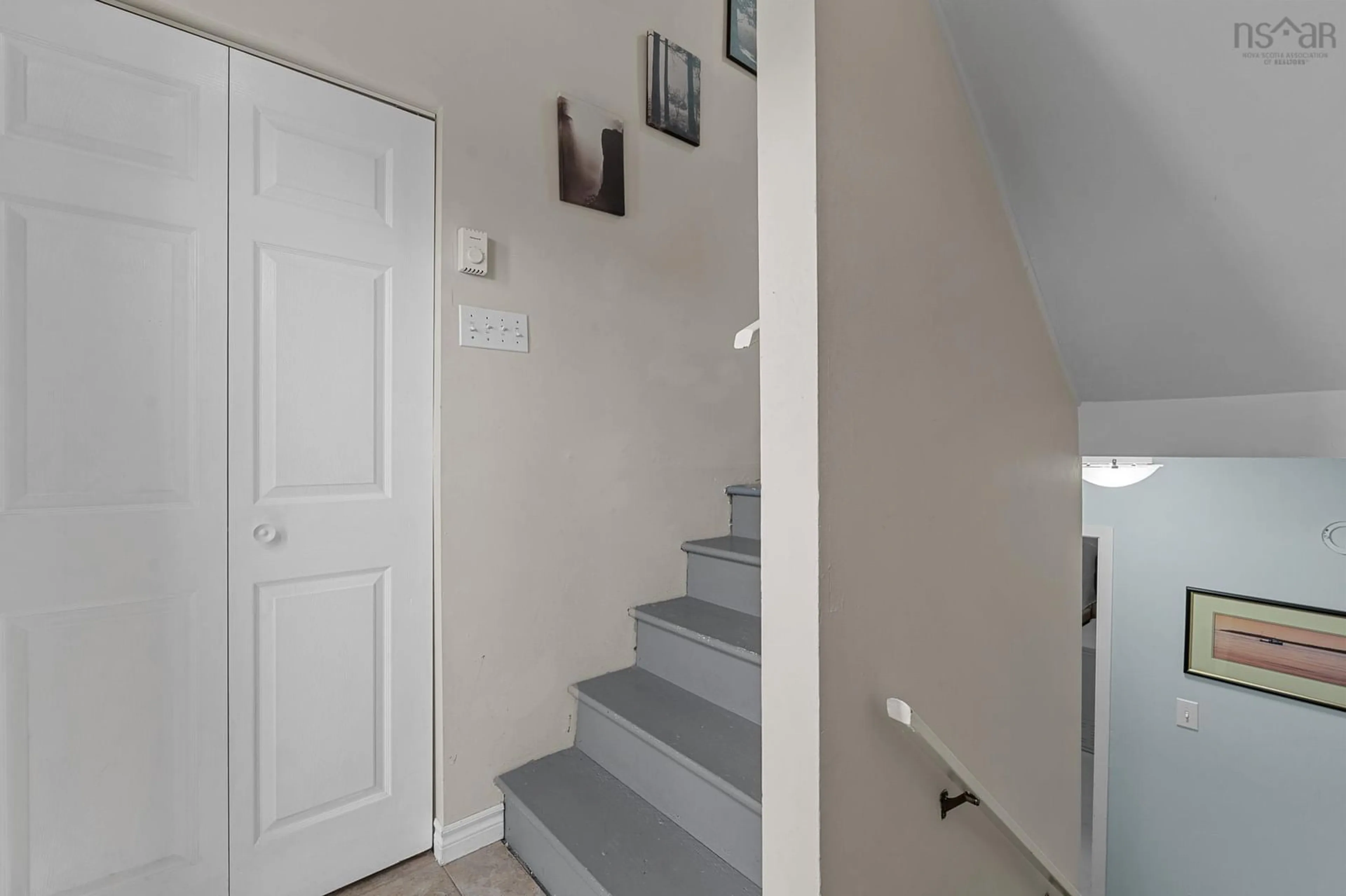Unknown for 33 Inglewood Cres, Cole Harbour Nova Scotia B2W 5W4