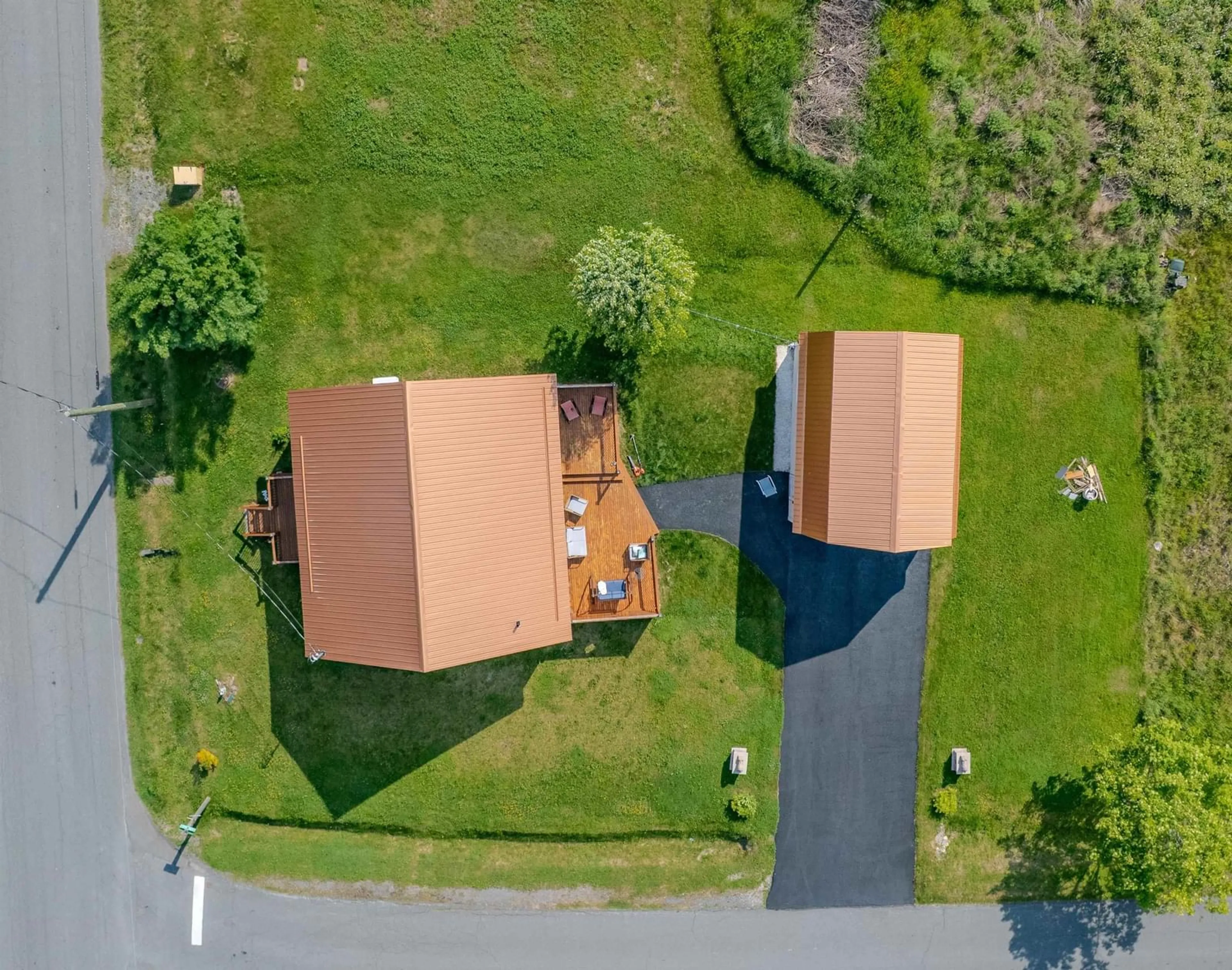A pic from outside/outdoor area/front of a property/back of a property/a pic from drone, street for 111 Church St, Florence Nova Scotia B1V 3G4