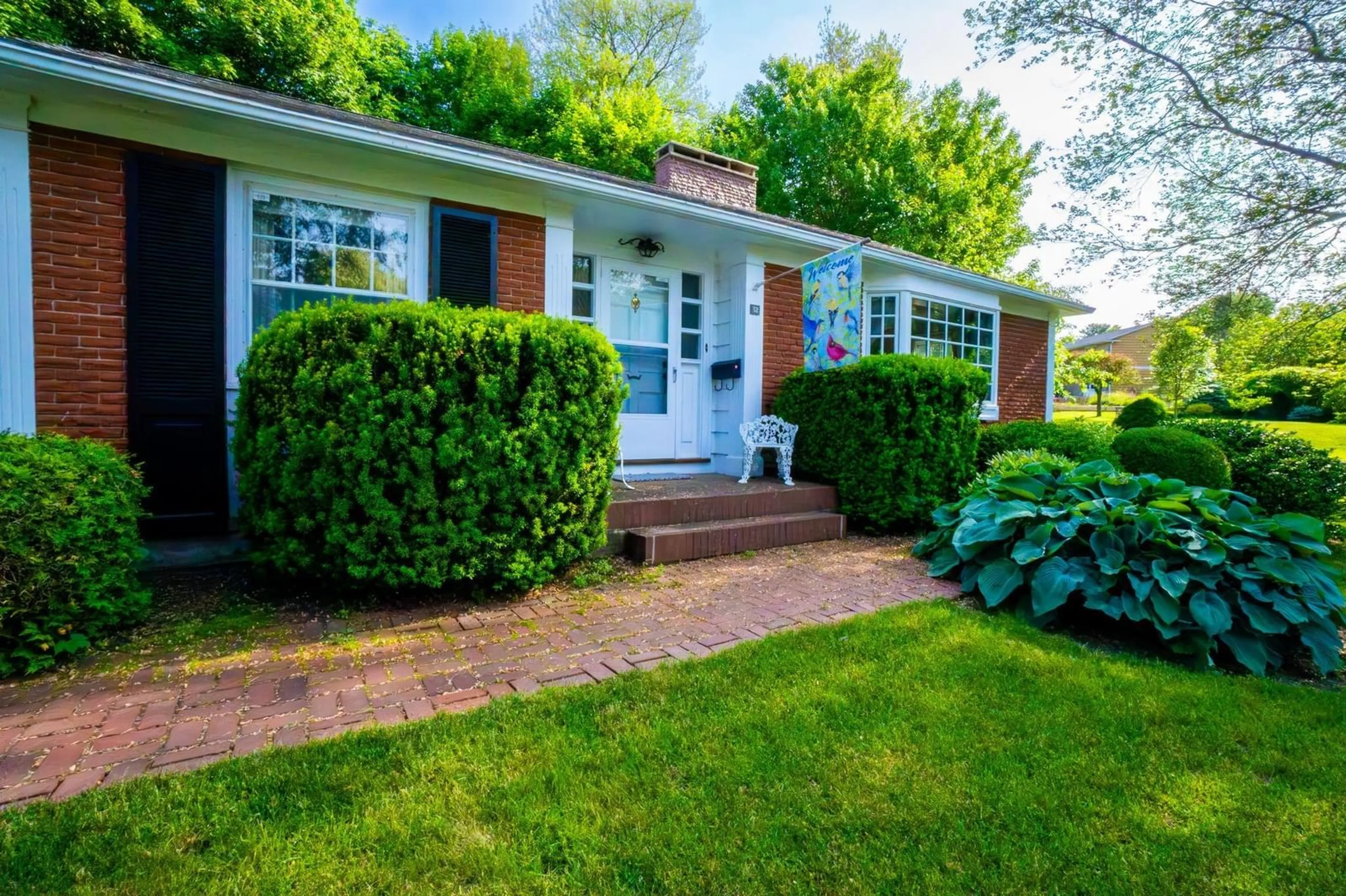 Unknown for 32 Fielding Ave, Kentville Nova Scotia B4N 2T6