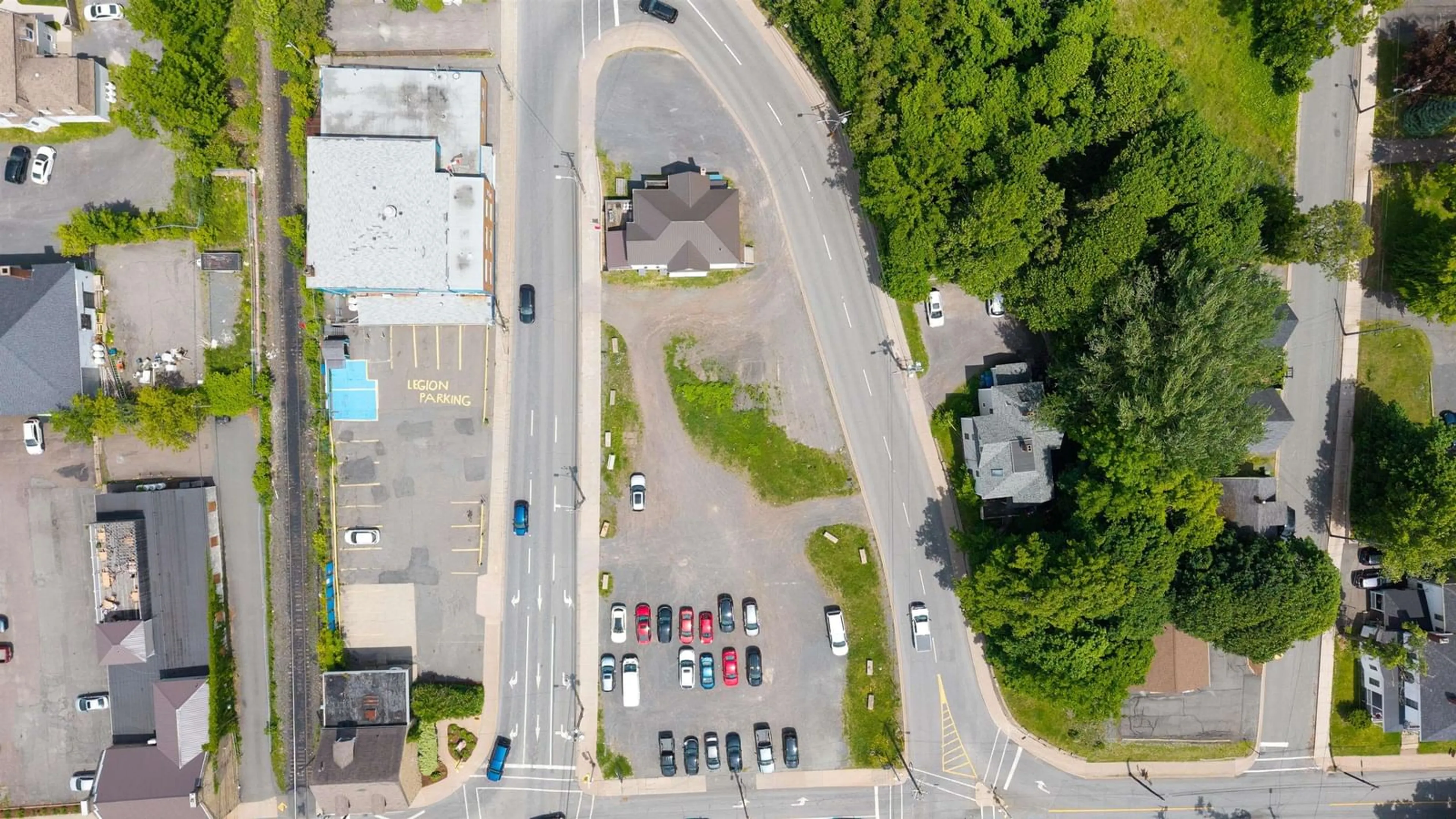 A pic from outside/outdoor area/front of a property/back of a property/a pic from drone, street for 164 George St, New Glasgow Nova Scotia B2H 2K9